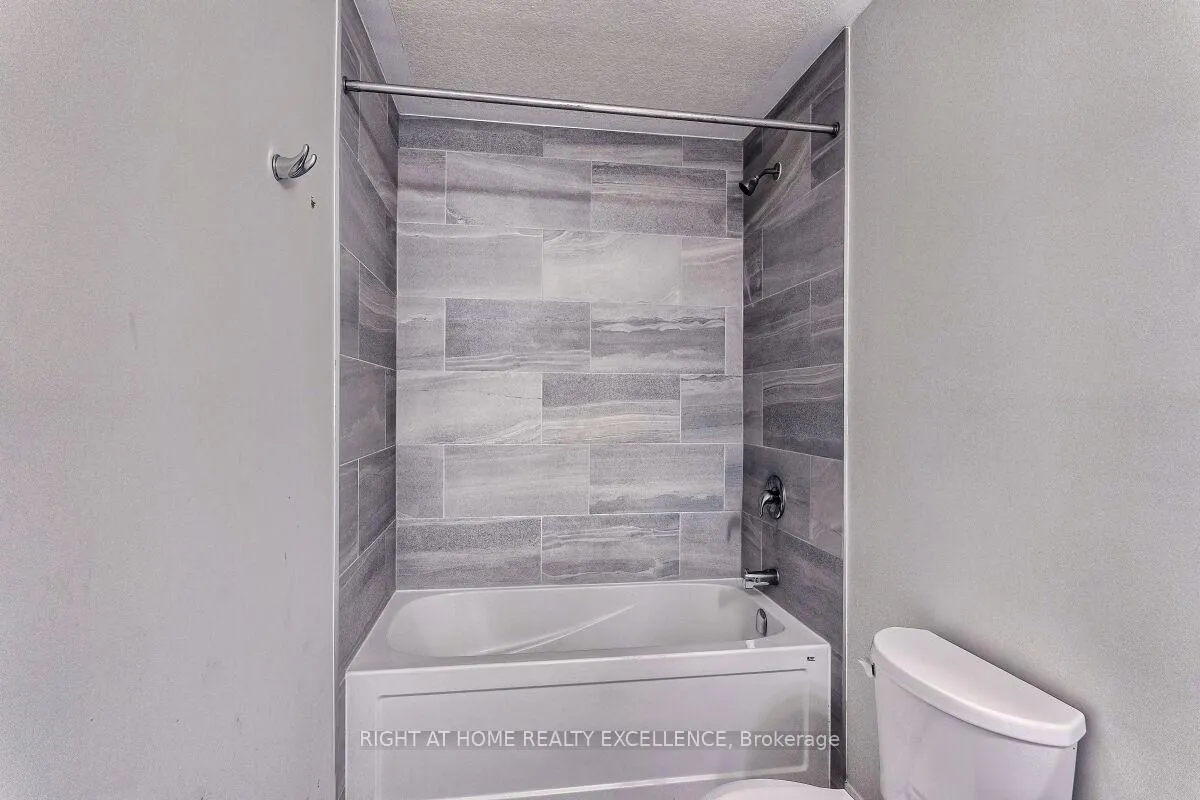 Photo 40 of Unit 7, 124 Seabrook Drive, Kitchener, Huron Park — HOMEH