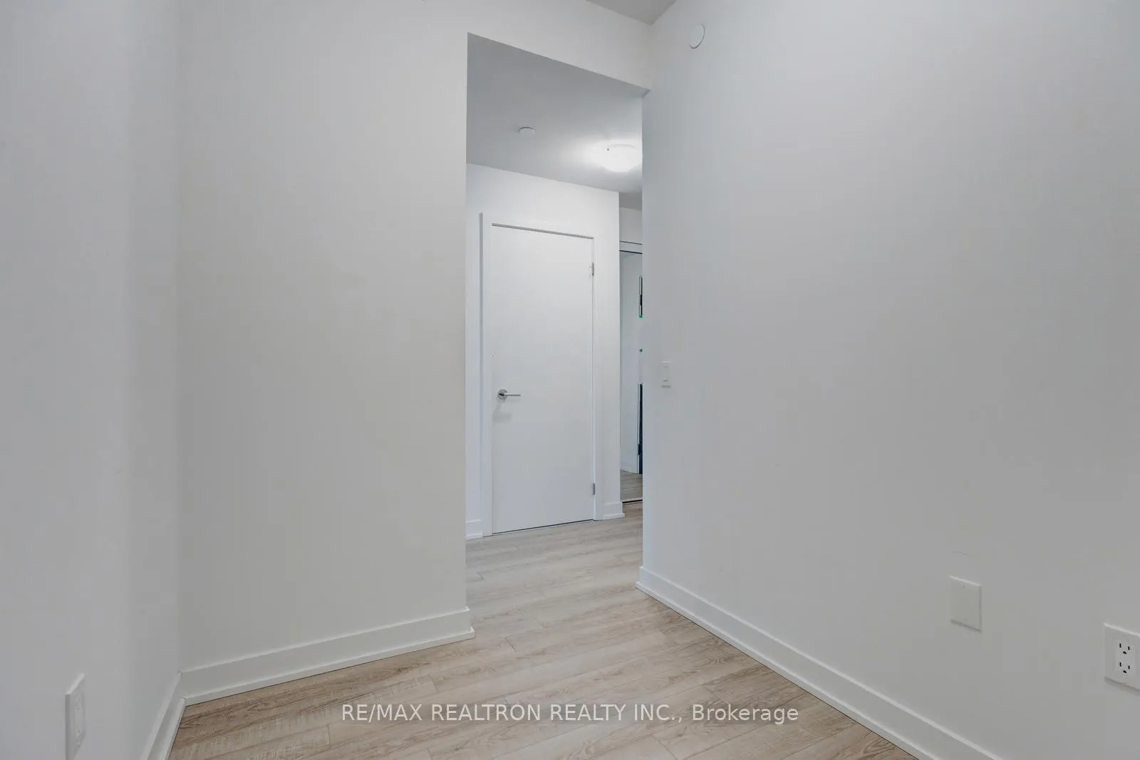 Photo 15 of Unit 416, 250 Lawrence Avenue W, Toronto, Lawrence Park North — HOMEH