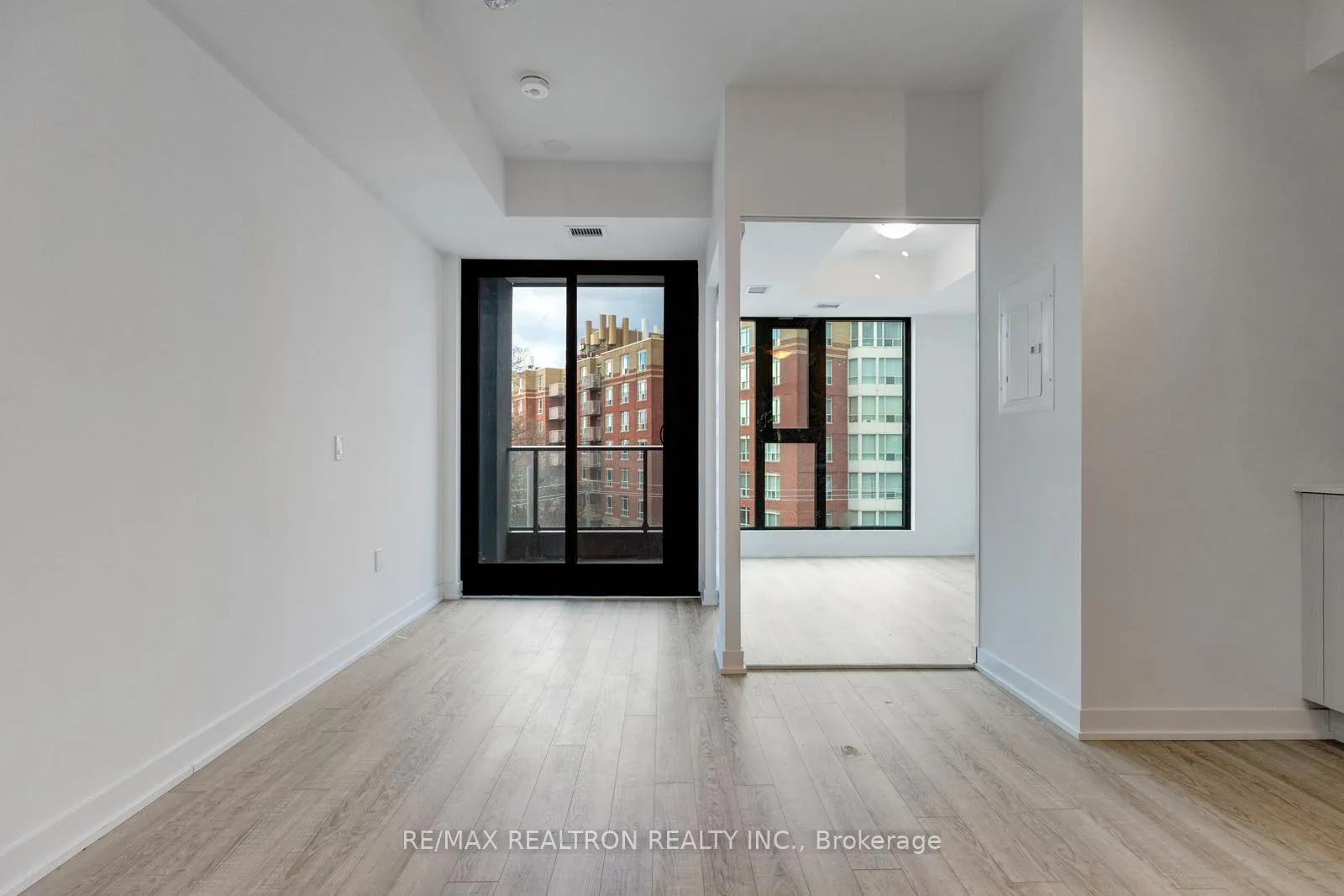 Photo 19 of Unit 416, 250 Lawrence Avenue W, Toronto, Lawrence Park North — HOMEH