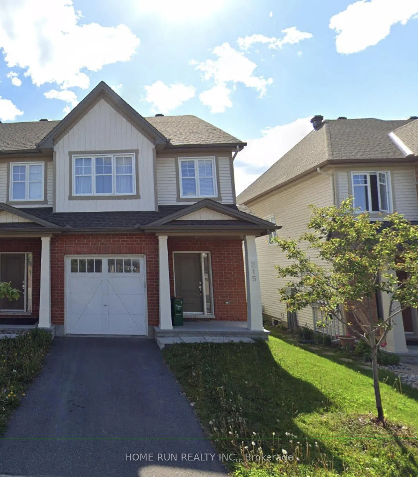 Front of 215 Via San Marino Street