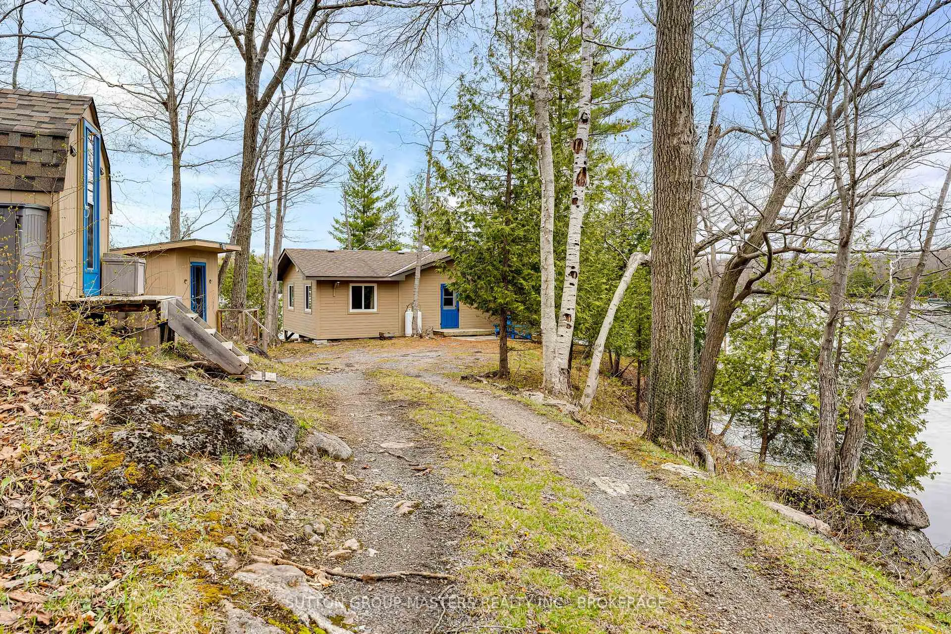 Photo 4 of 1270 Willy's Lane, Frontenac, Frontenac South — HOMEH