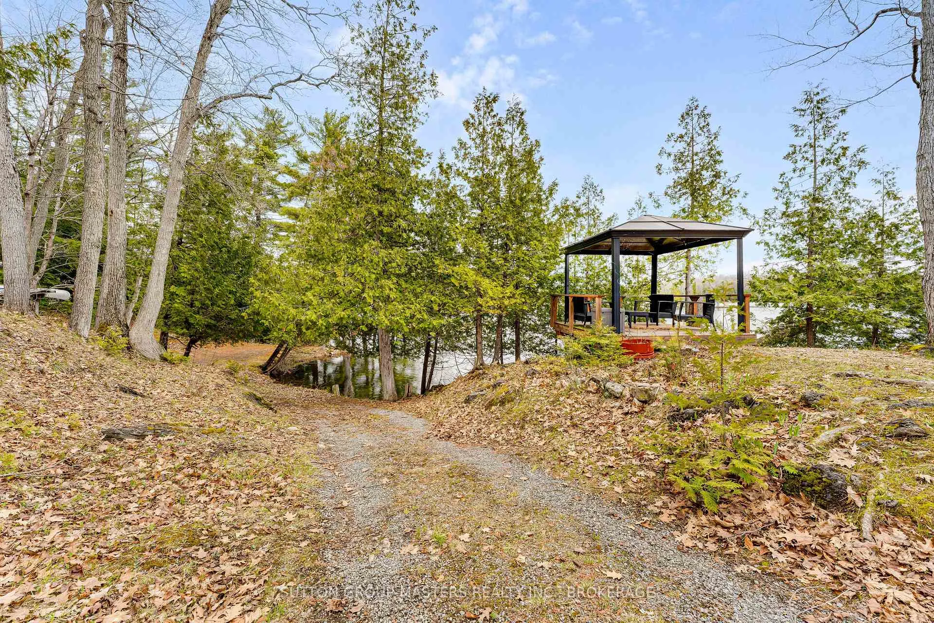 Photo 12 of 1270 Willy's Lane, Frontenac, Frontenac South — HOMEH