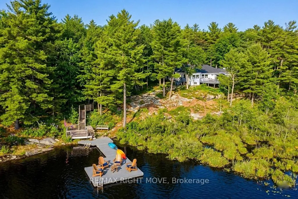 Photo 1 of 6 Pinetree Road, Gravenhurst, Muskoka (S) — HOMEH