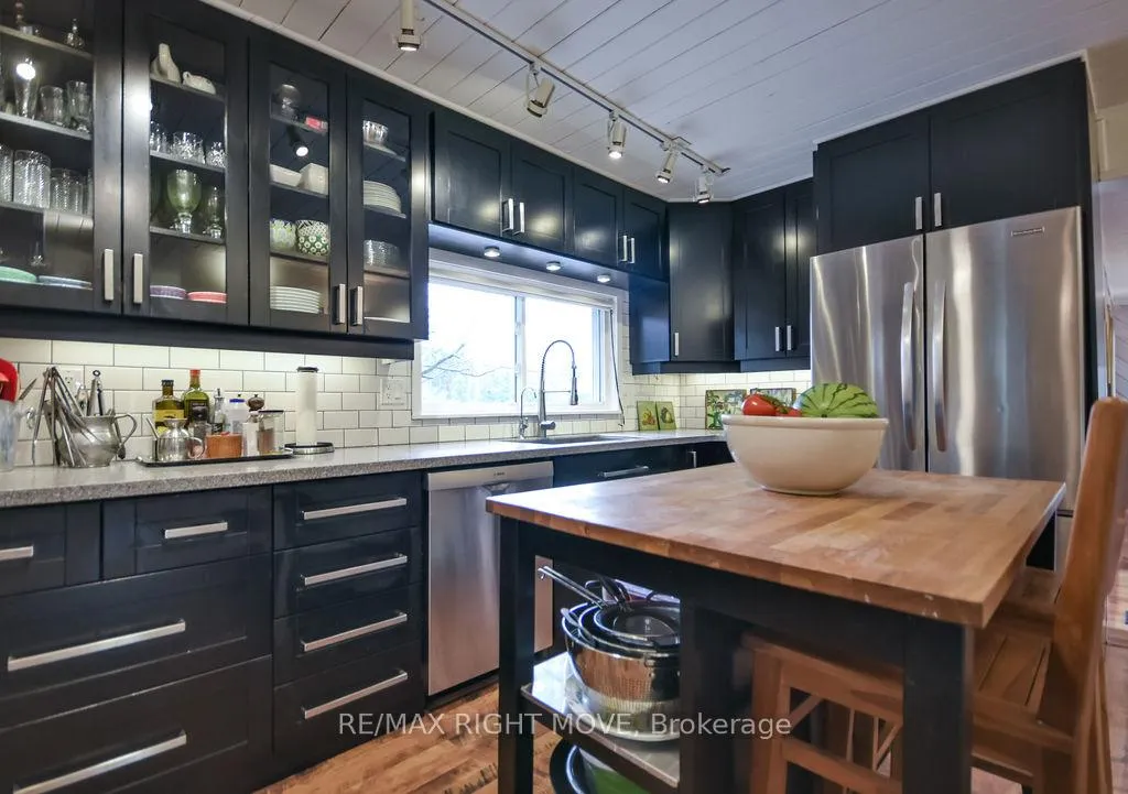 Photo 6 of 6 Pinetree Road, Gravenhurst, Muskoka (S) — HOMEH