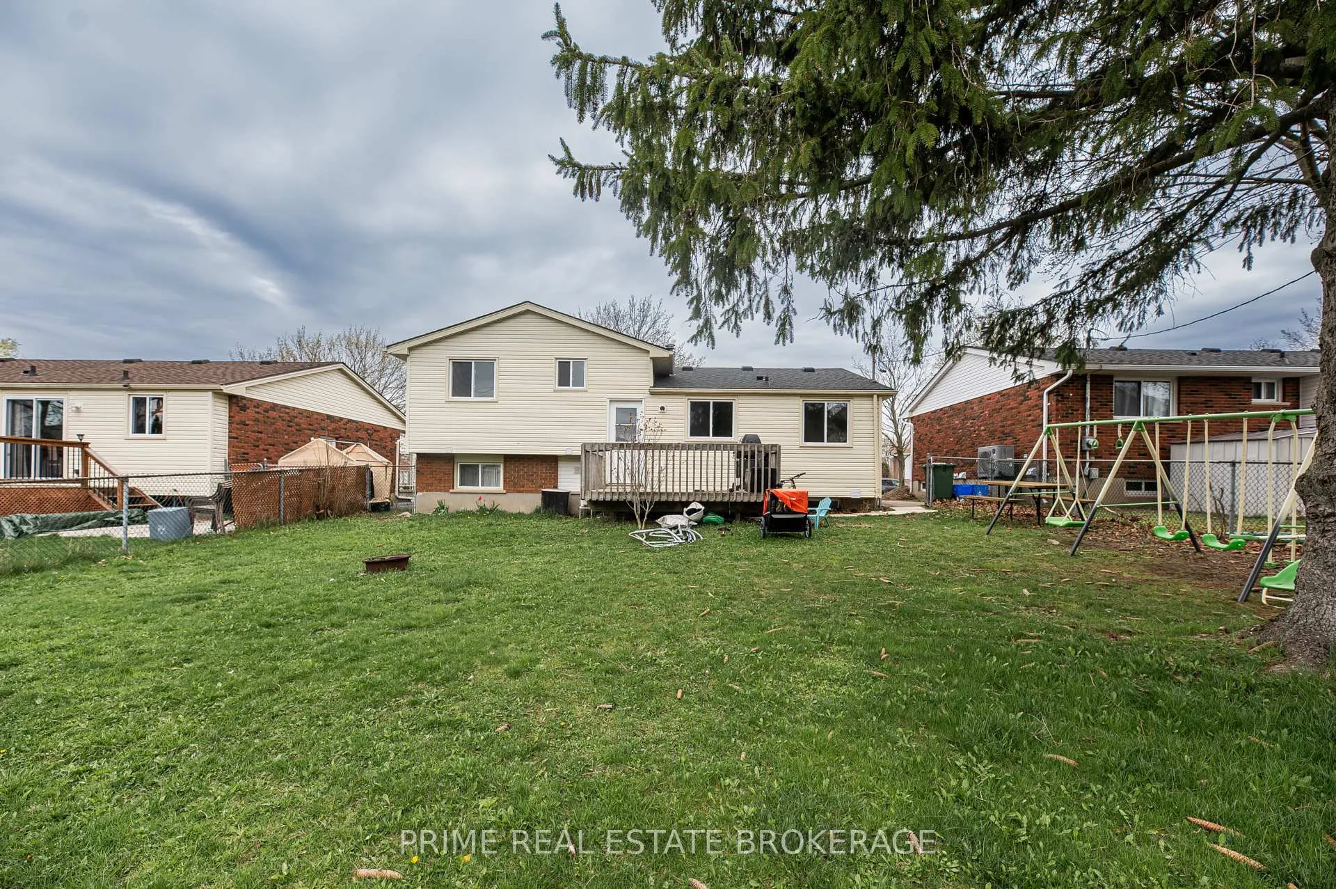 Photo 7 of 56 Leger Avenue, St. Thomas — HOMEH