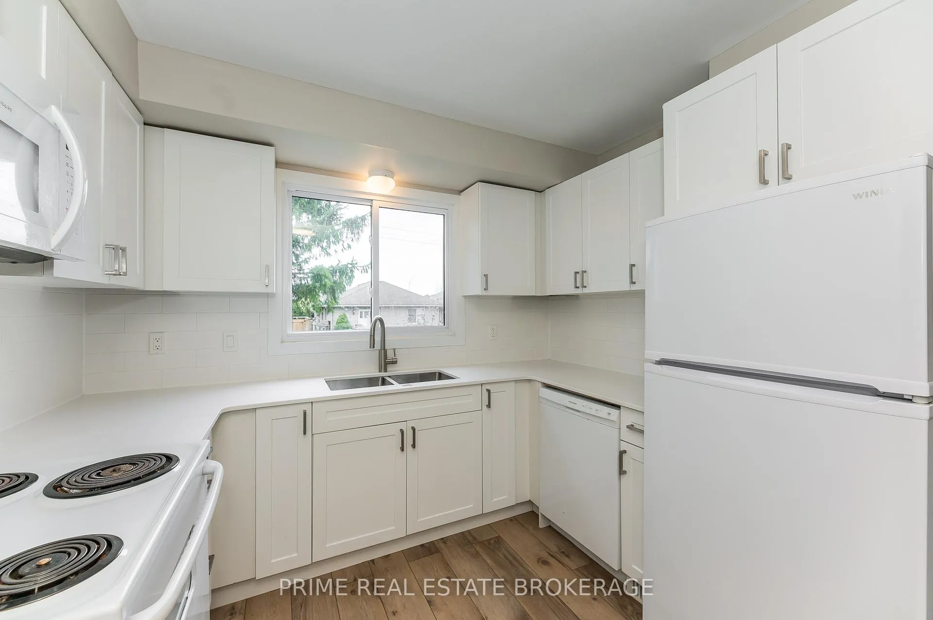 Photo 18 of 56 Leger Avenue, St. Thomas — HOMEH