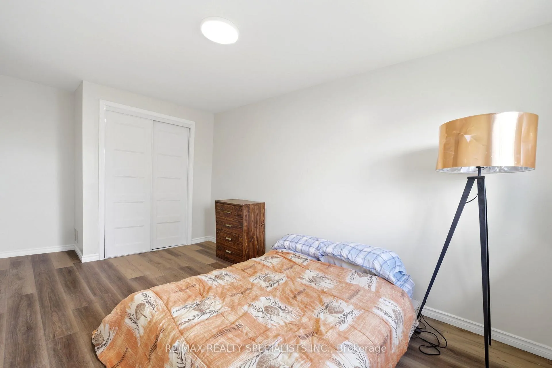 Photo 25 of 24 Lincoln Court E, Brampton, Bramalea West Industrial — HOMEH