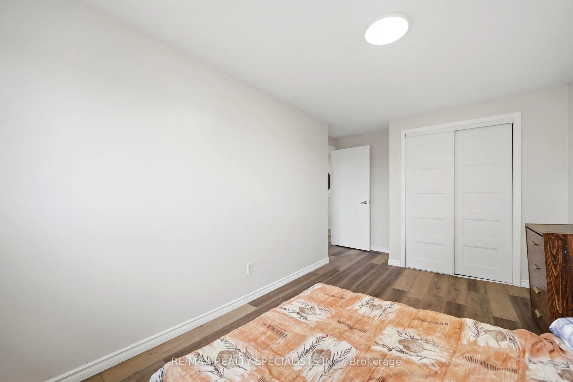 Photo 26 of 24 Lincoln Court E, Brampton, Bramalea West Industrial — HOMEH