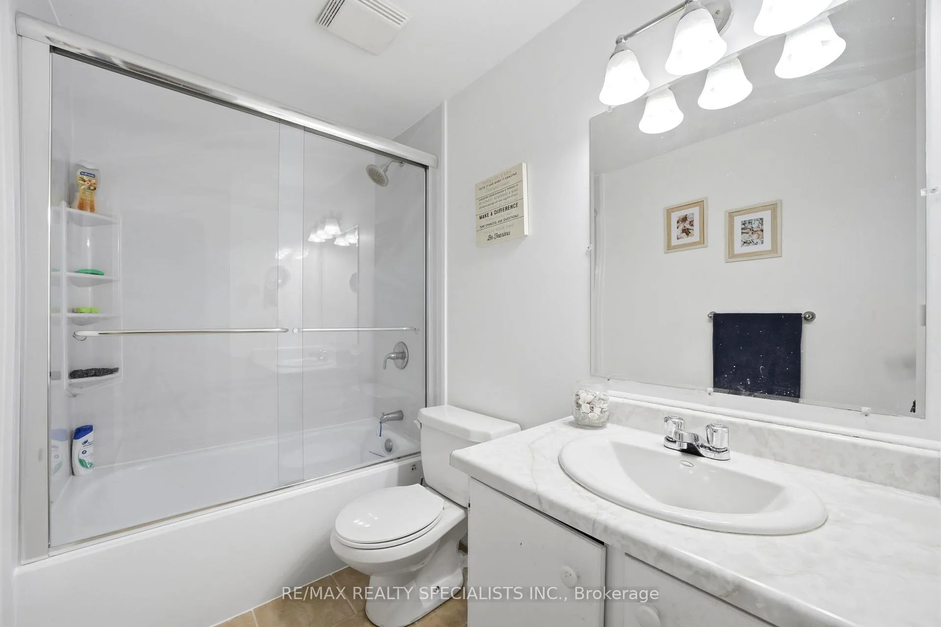 Photo 30 of 24 Lincoln Court E, Brampton, Bramalea West Industrial — HOMEH