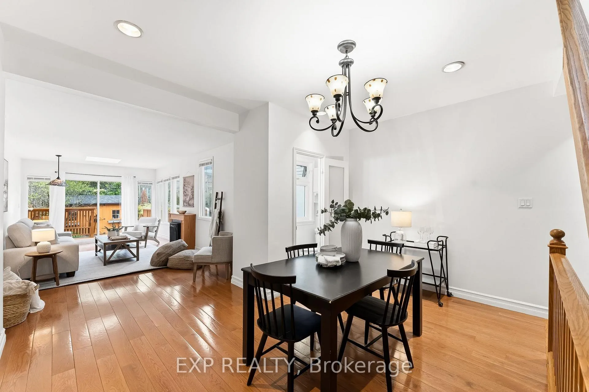 Photo 11 of 302 Bain Avenue, Toronto, Blake-Jones — HOMEH