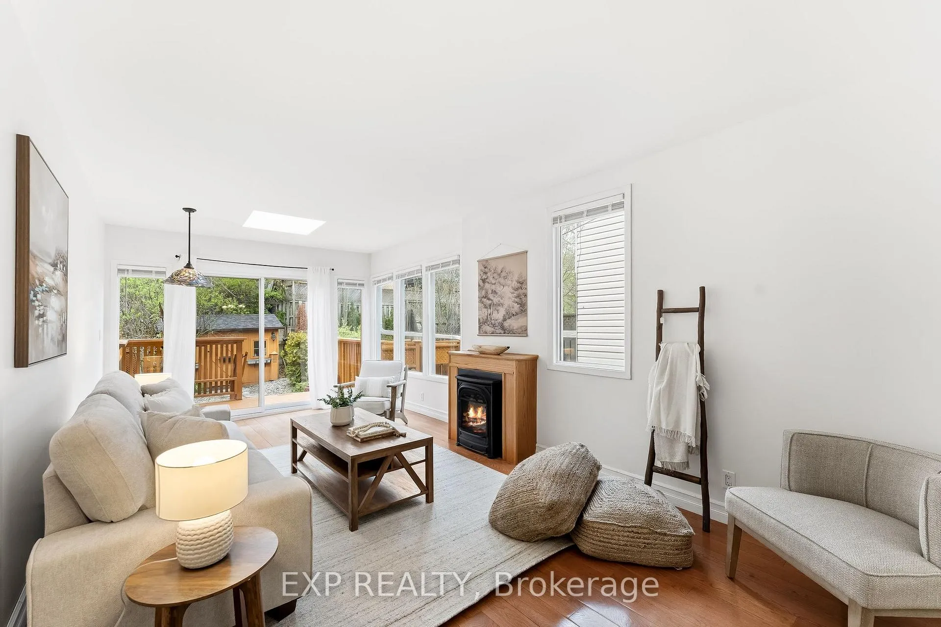 Photo 12 of 302 Bain Avenue, Toronto, Blake-Jones — HOMEH