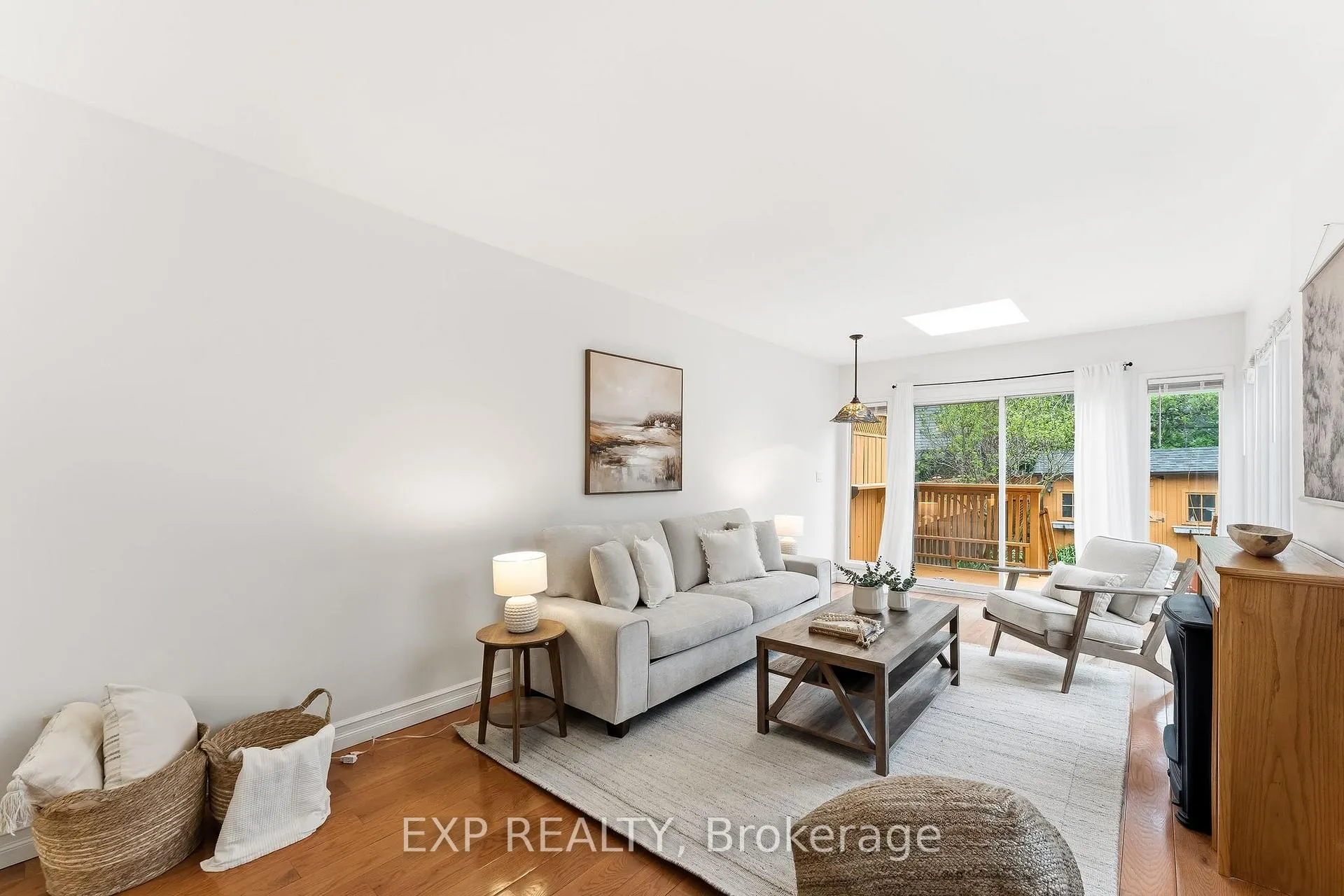 Photo 13 of 302 Bain Avenue, Toronto, Blake-Jones — HOMEH