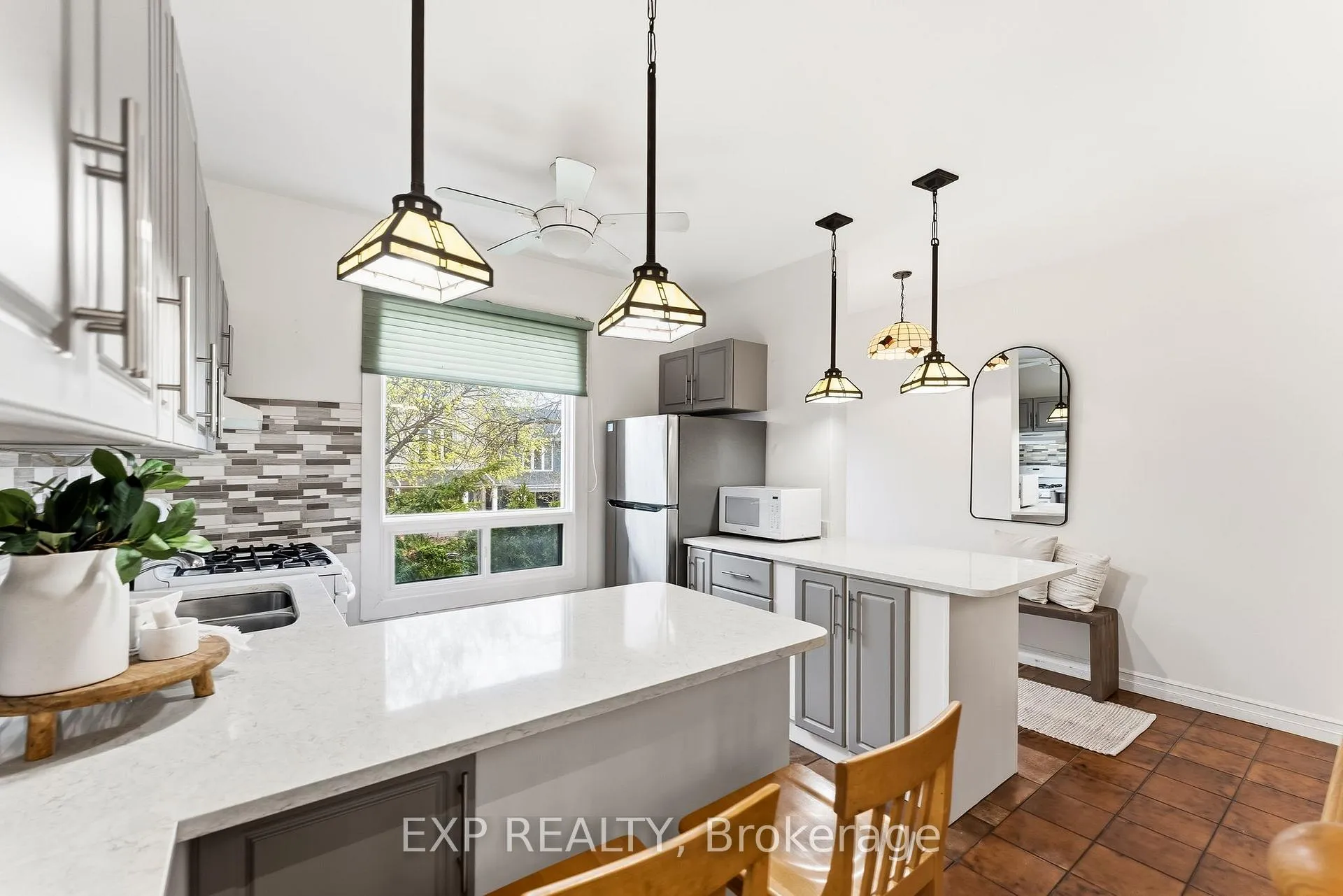 Photo 15 of 302 Bain Avenue, Toronto, Blake-Jones — HOMEH