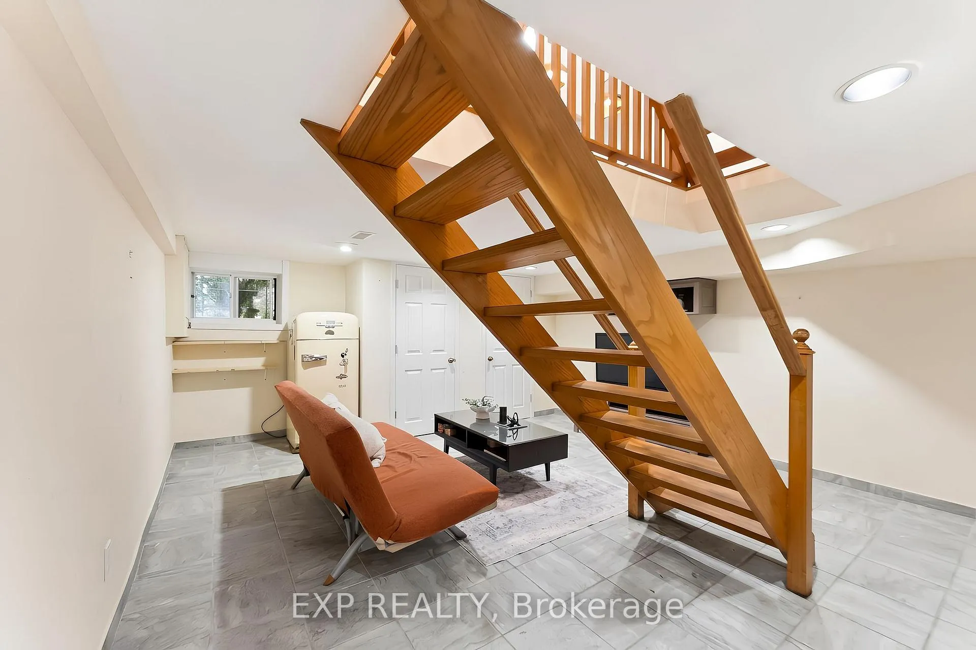 Photo 26 of 302 Bain Avenue, Toronto, Blake-Jones — HOMEH