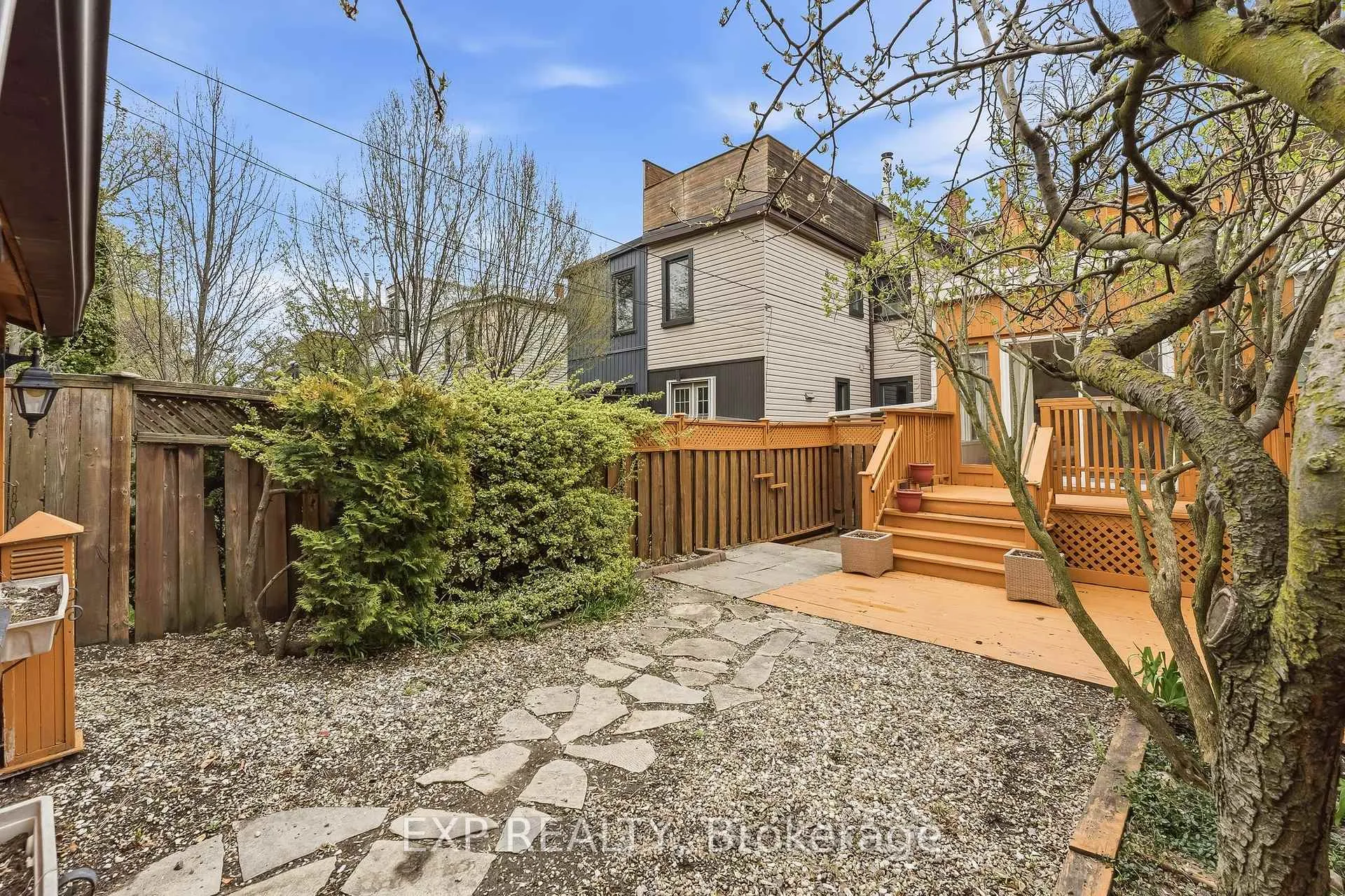 Photo 32 of 302 Bain Avenue, Toronto, Blake-Jones — HOMEH