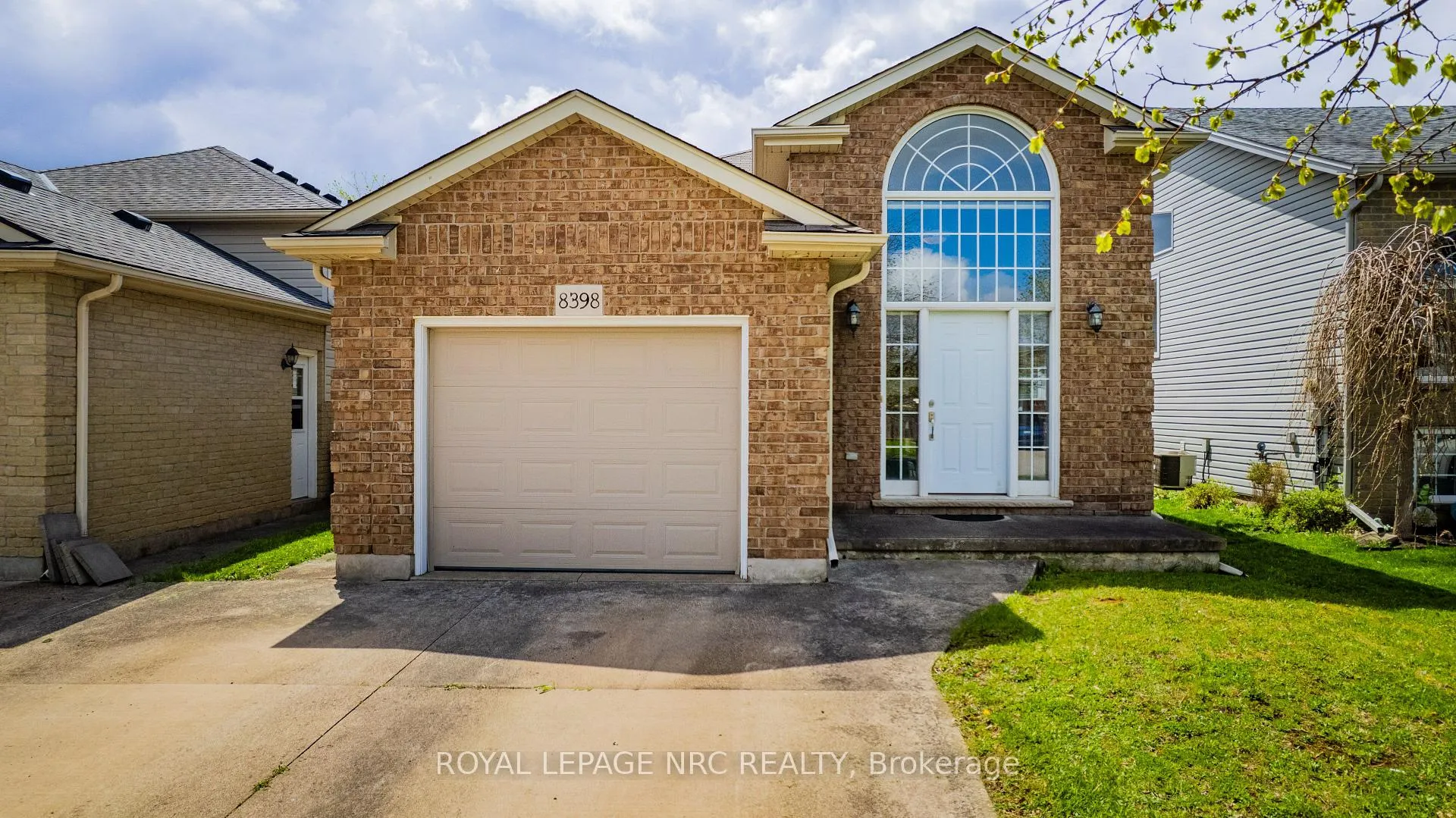 Front of 8398 Atack Court