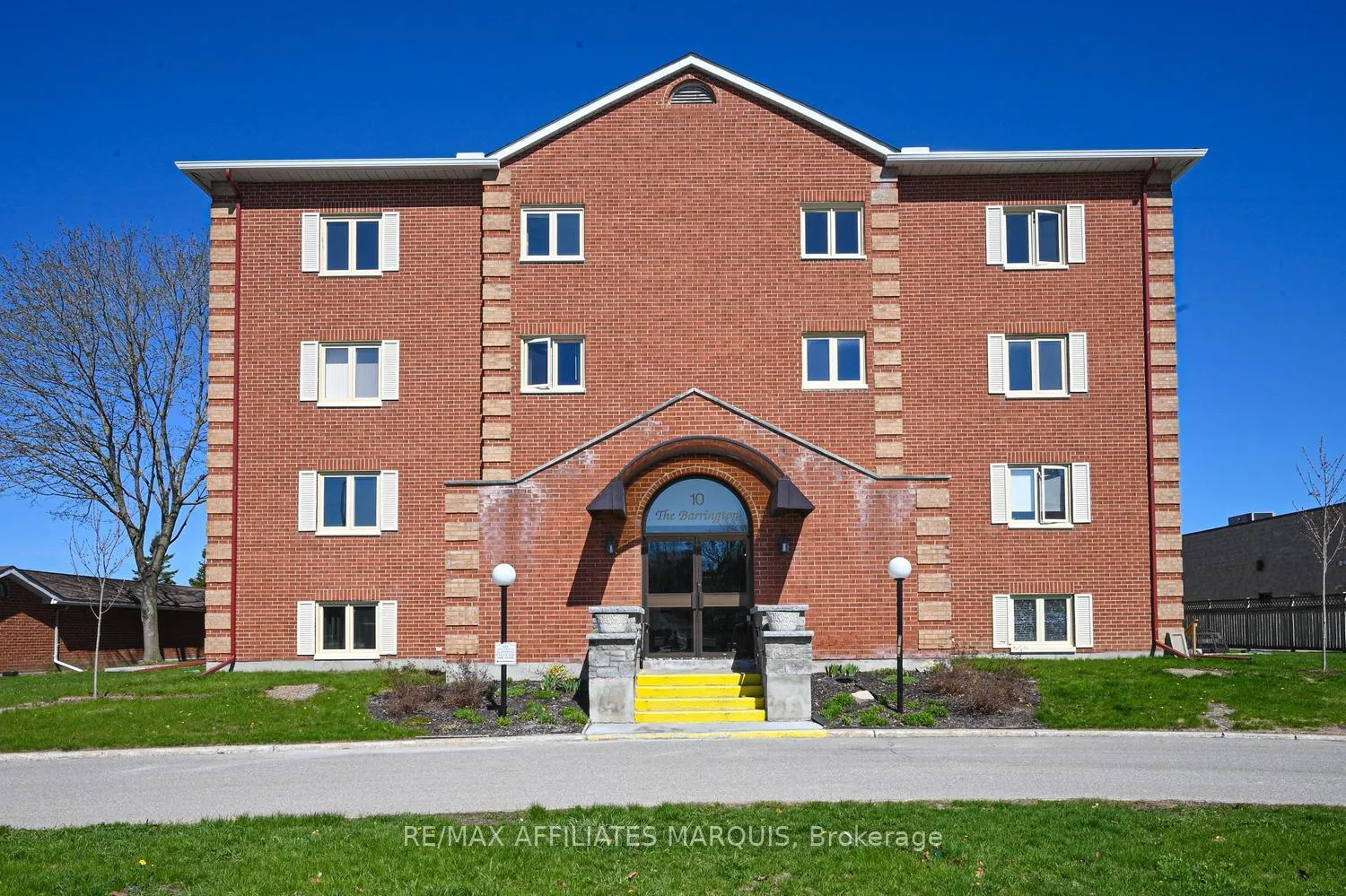 Photo 1 of Unit 104, 10 Armstrong Drive, Smiths Falls — HOMEH