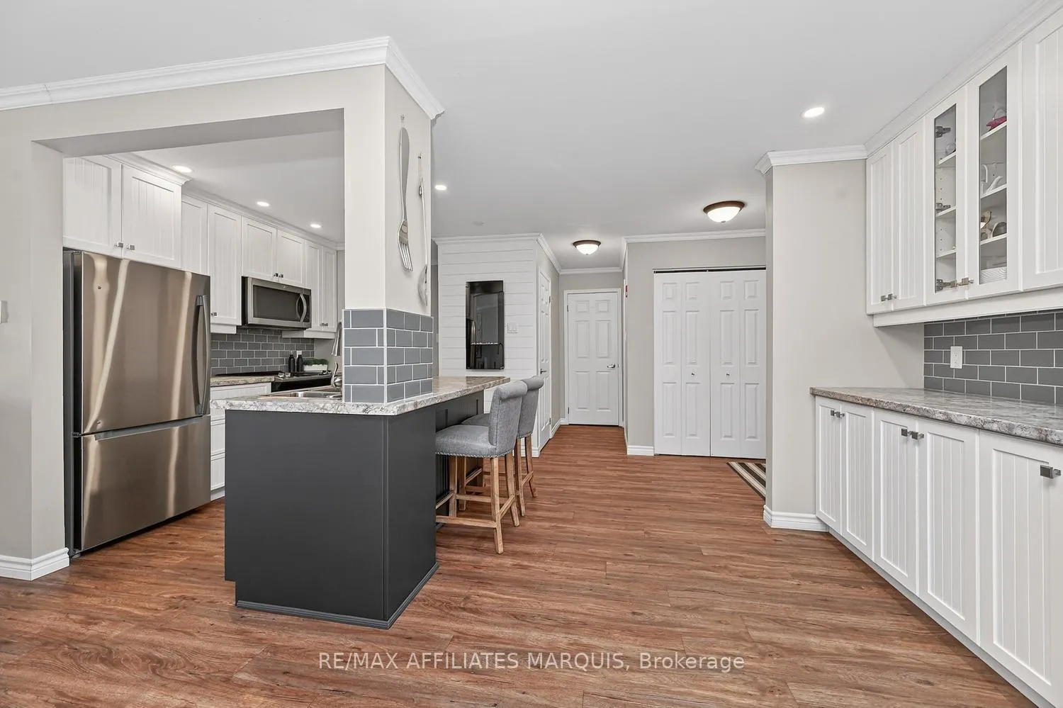 Photo 5 of Unit 104, 10 Armstrong Drive, Smiths Falls — HOMEH
