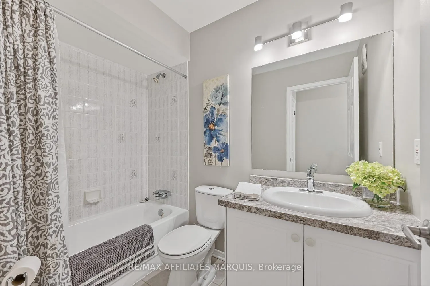Photo 28 of Unit 104, 10 Armstrong Drive, Smiths Falls — HOMEH