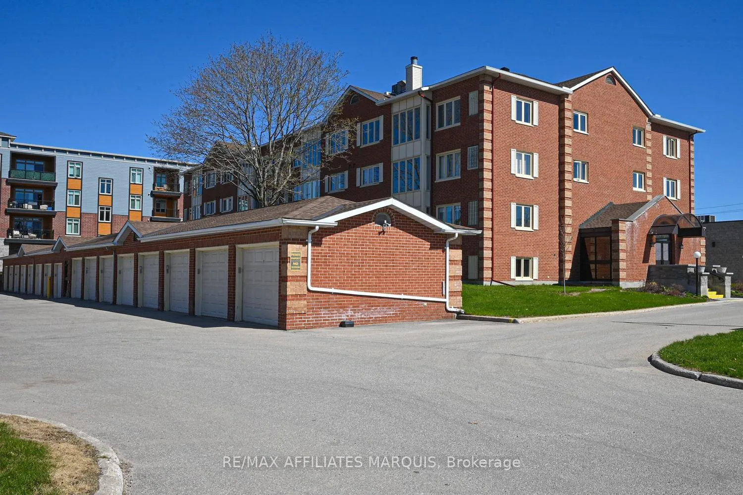 Photo 34 of Unit 104, 10 Armstrong Drive, Smiths Falls — HOMEH