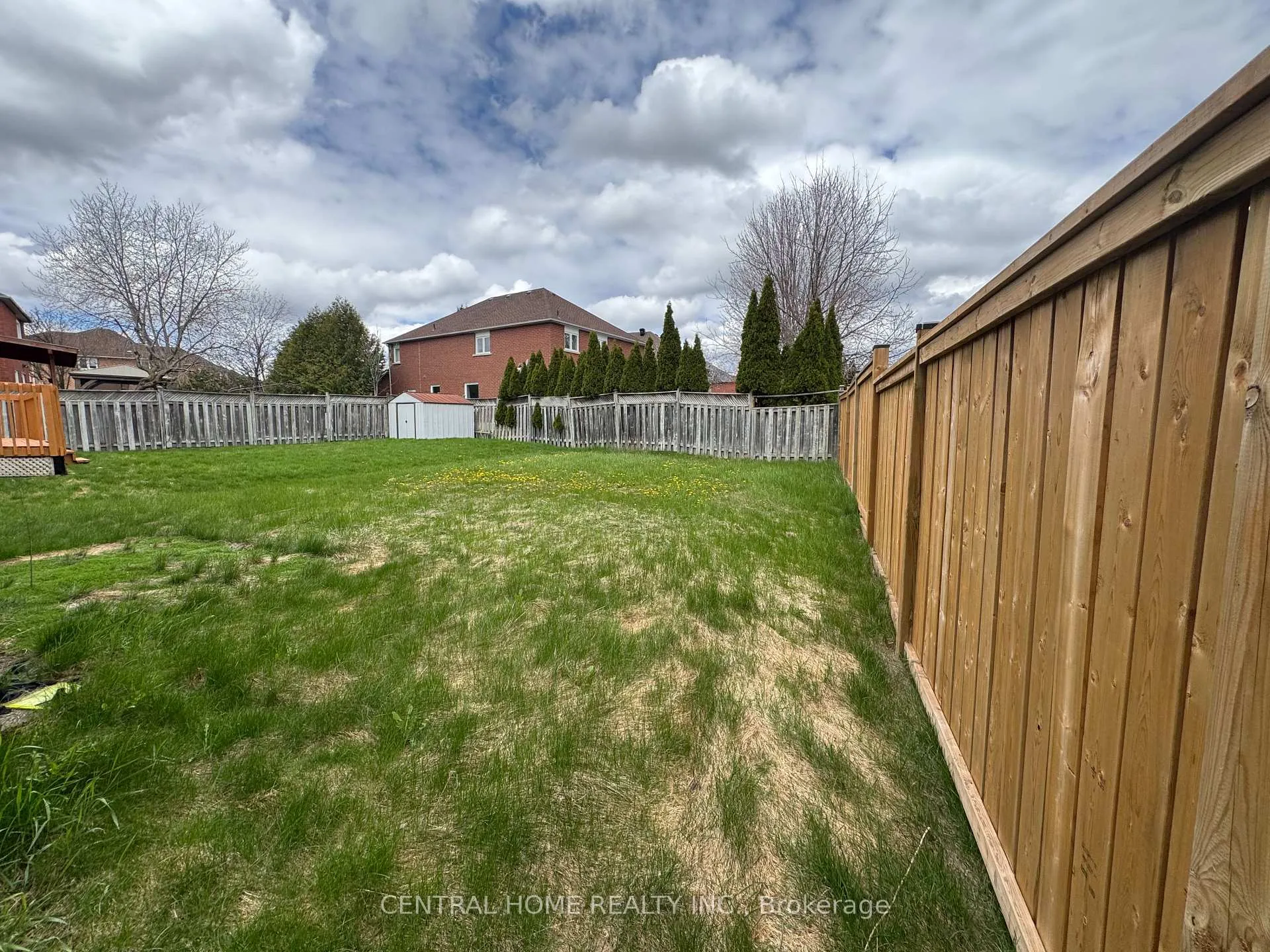 Photo 5 of 10 Cedarhurst Drive, Richmond Hill, Devonsleigh — HOMEH
