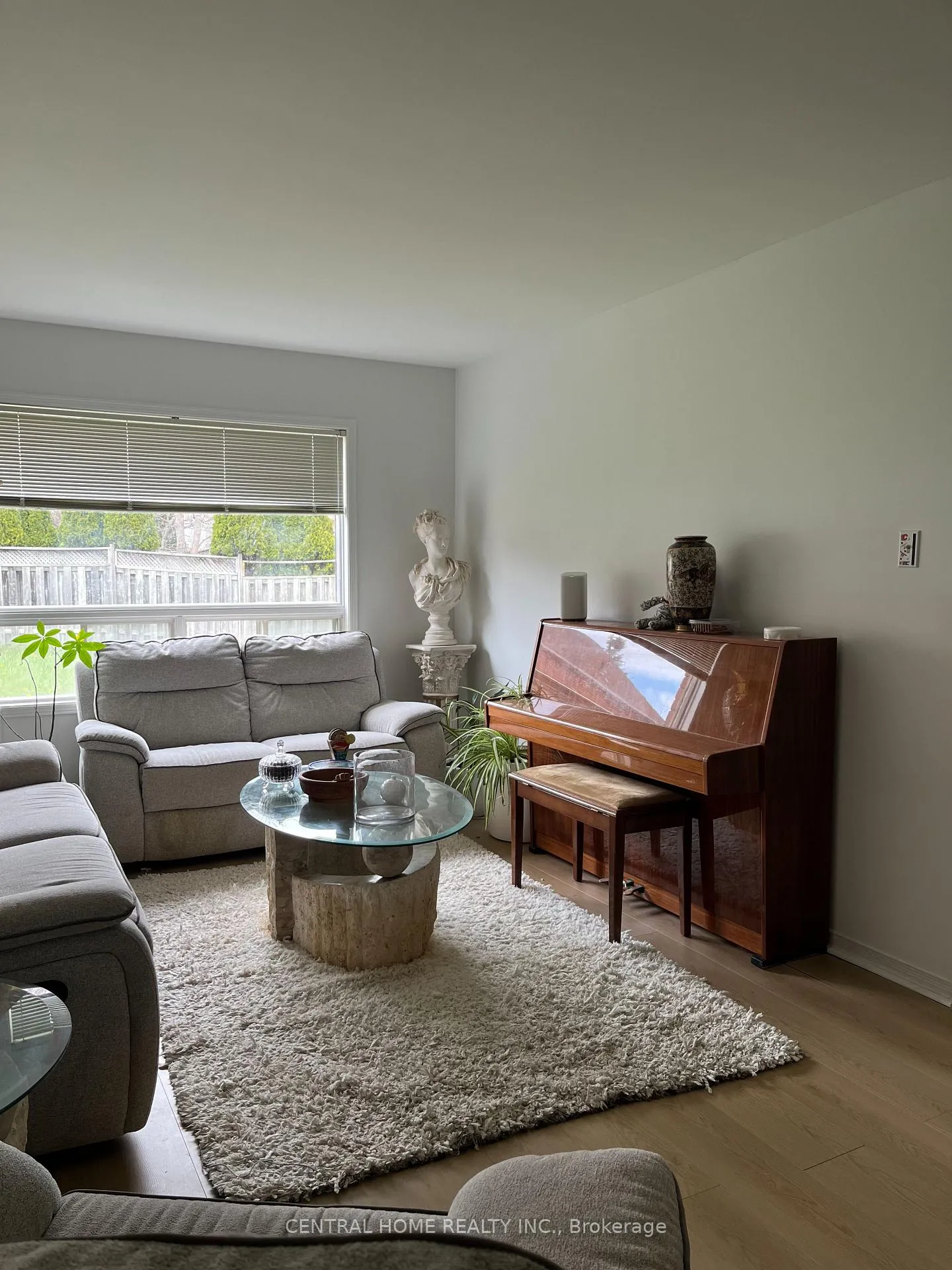 Photo 8 of 10 Cedarhurst Drive, Richmond Hill, Devonsleigh — HOMEH