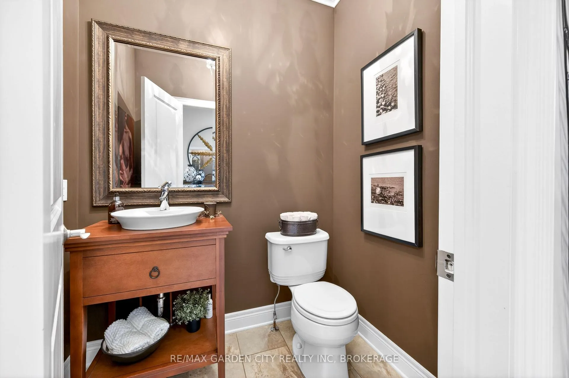 Photo 12 of Unit 13, 1398 Pelham Street, Pelham, Fonthill — HOMEH