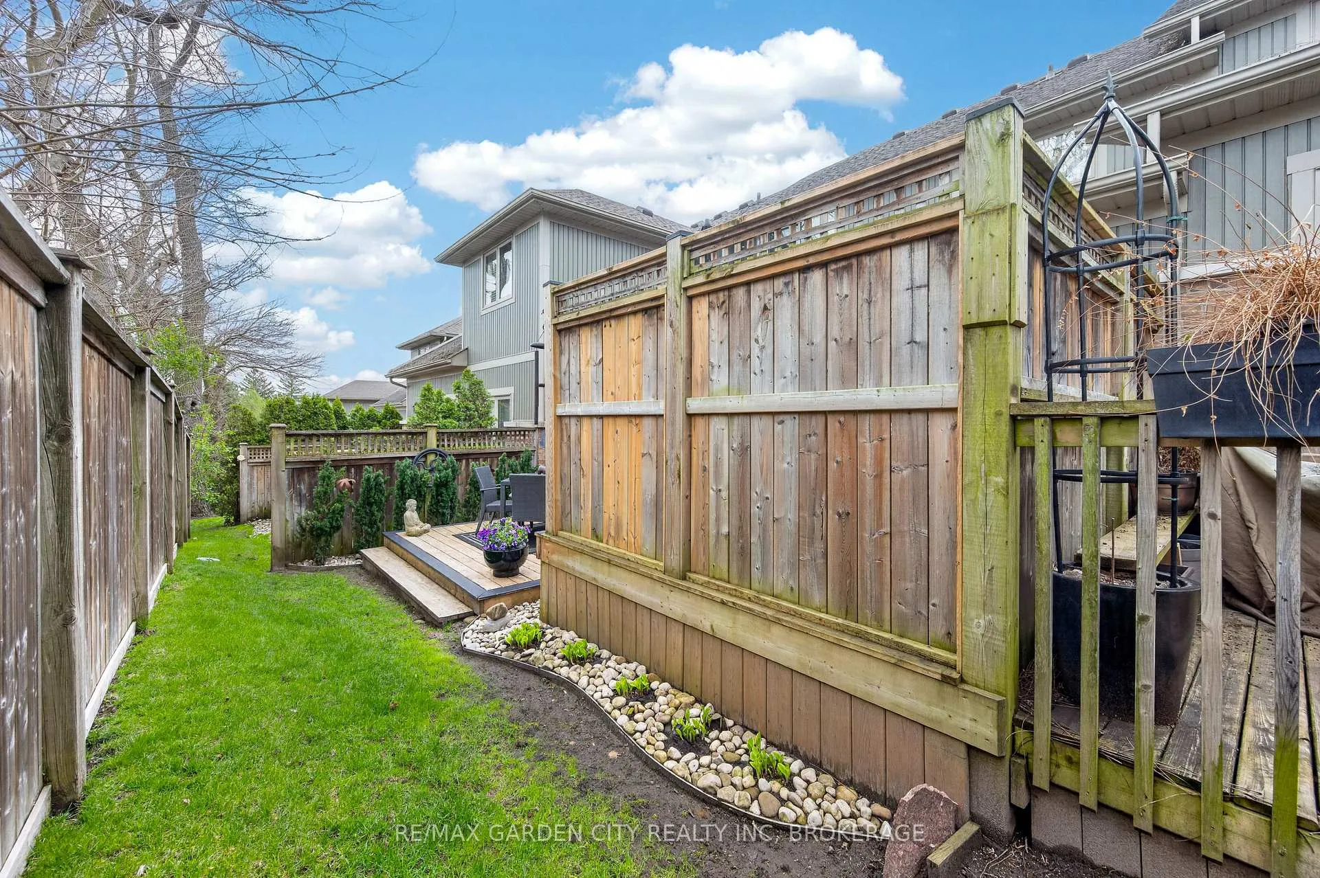 Photo 48 of Unit 13, 1398 Pelham Street, Pelham, Fonthill — HOMEH