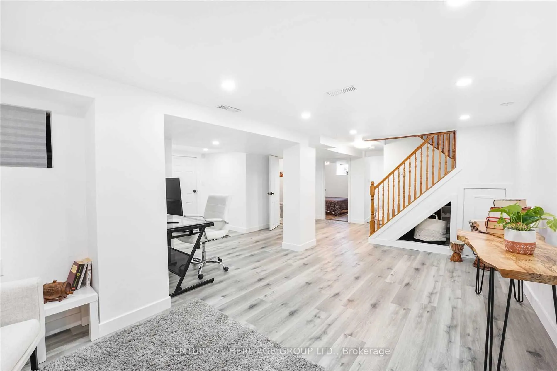 Photo 5 of Unit Basement, 82 Centennial Parkway S, Hamilton, Stoney Creek — HOMEH