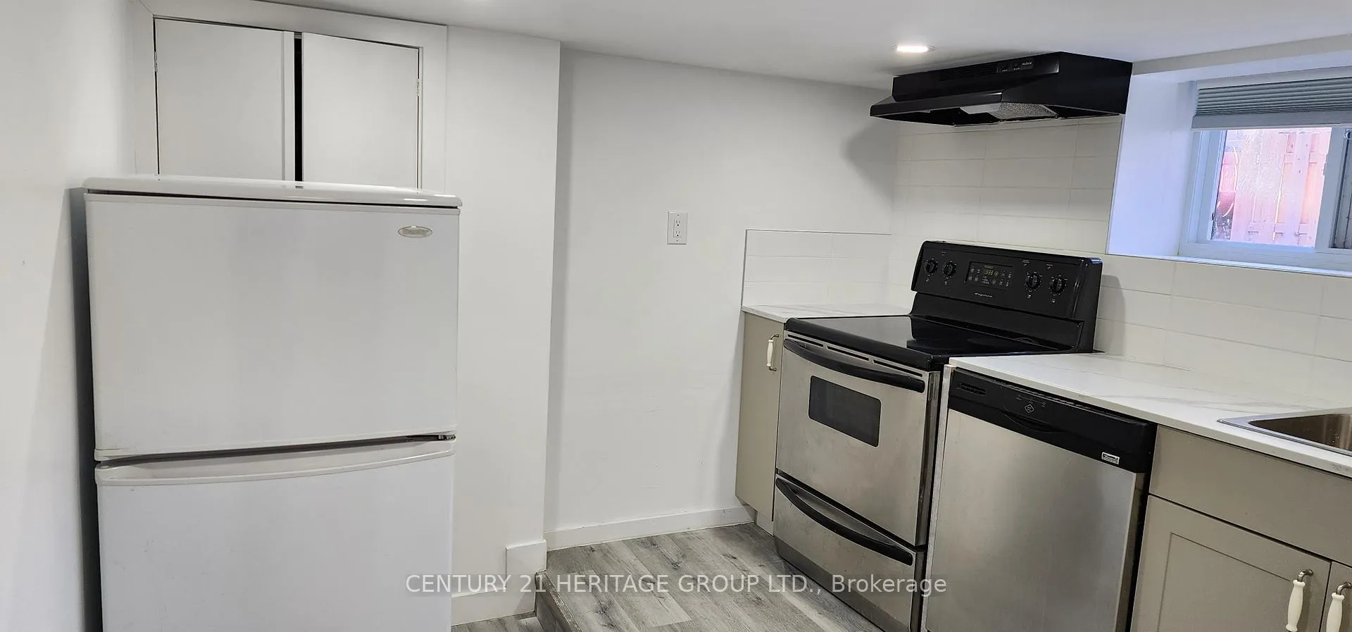 Photo 6 of Unit Basement, 82 Centennial Parkway S, Hamilton, Stoney Creek — HOMEH