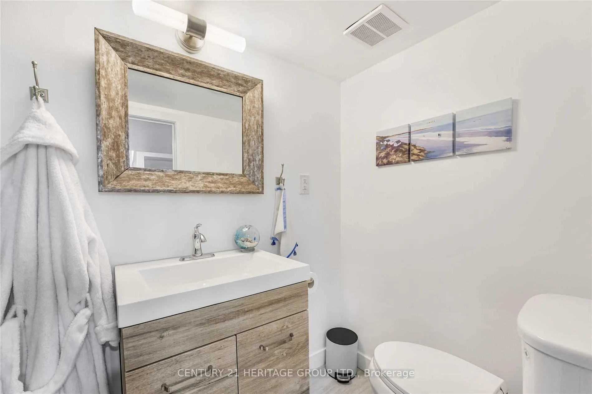 Photo 11 of Unit Basement, 82 Centennial Parkway S, Hamilton, Stoney Creek — HOMEH