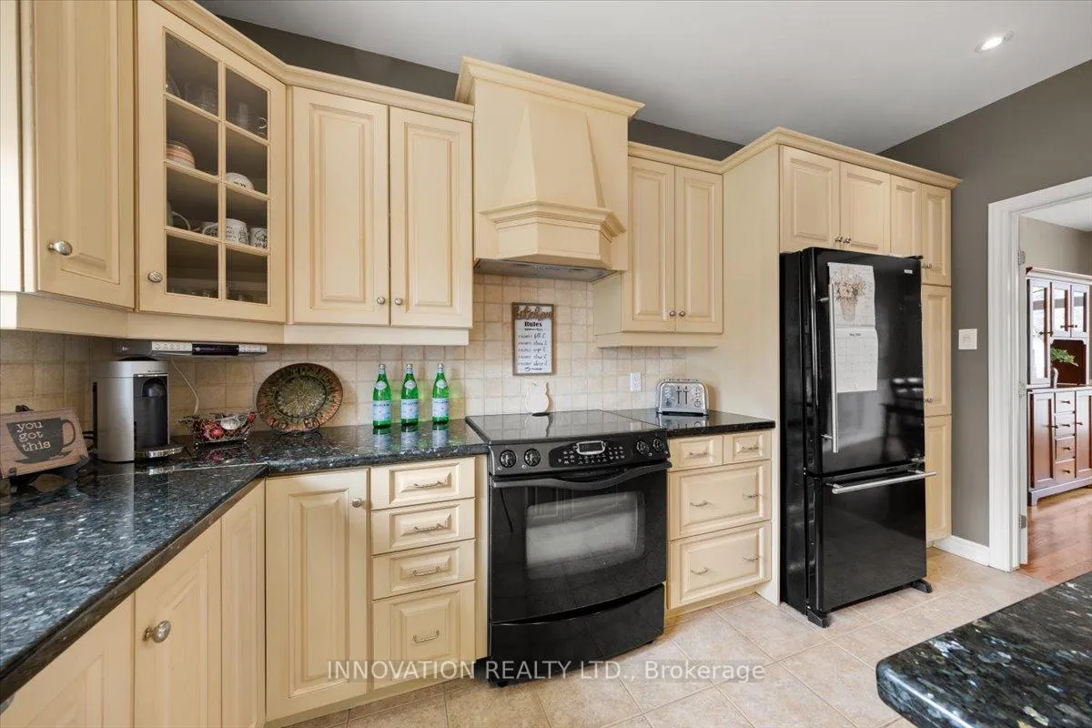 Photo 10 of 63 Cinnabar Way, Ottawa, Stittsville (Central) — HOMEH