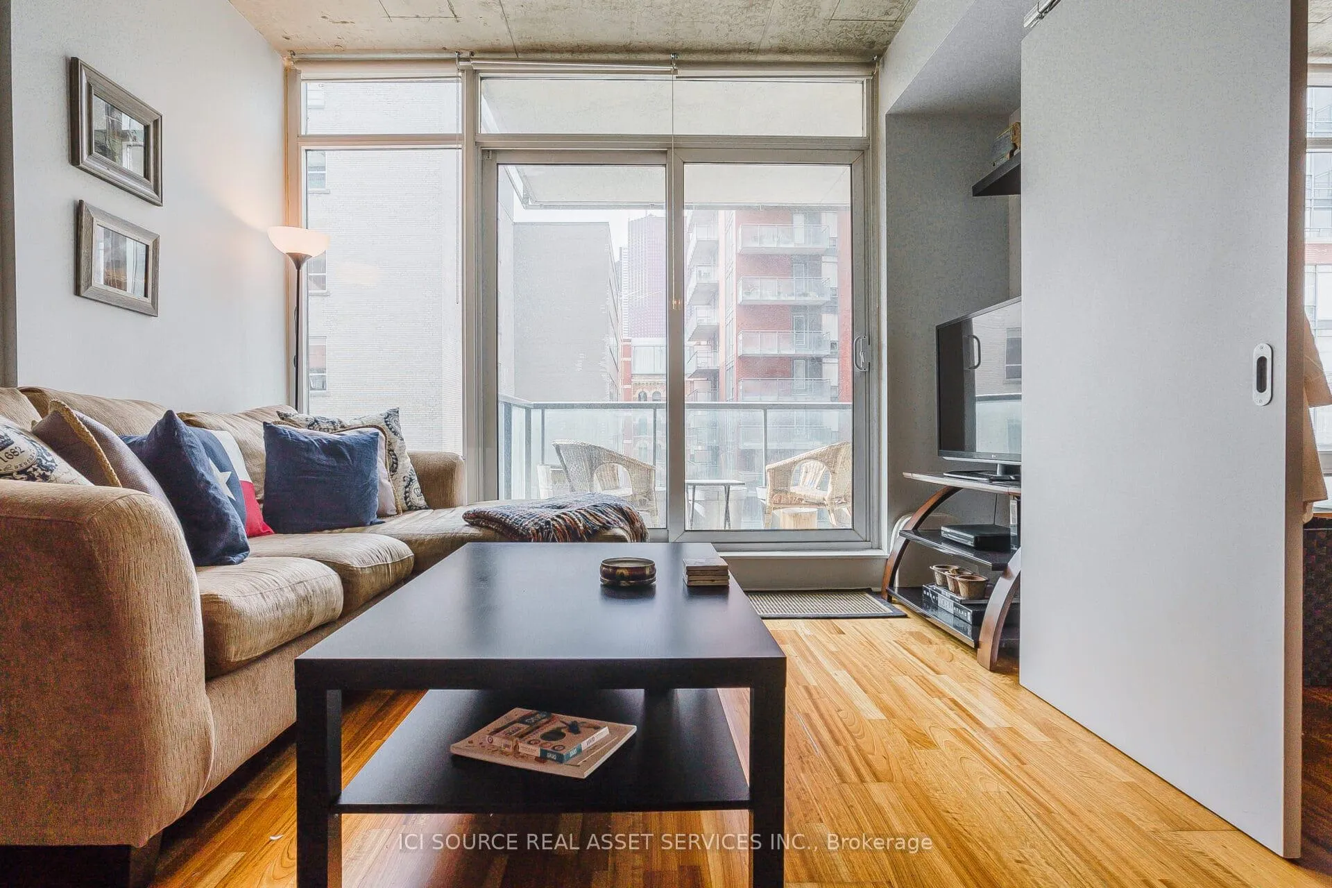 Photo 2 of Unit 537, 333 Adelaide Street E, Toronto, Moss Park — HOMEH