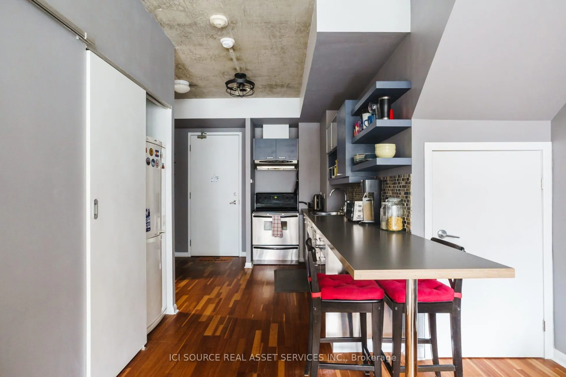 Photo 6 of Unit 537, 333 Adelaide Street E, Toronto, Moss Park — HOMEH