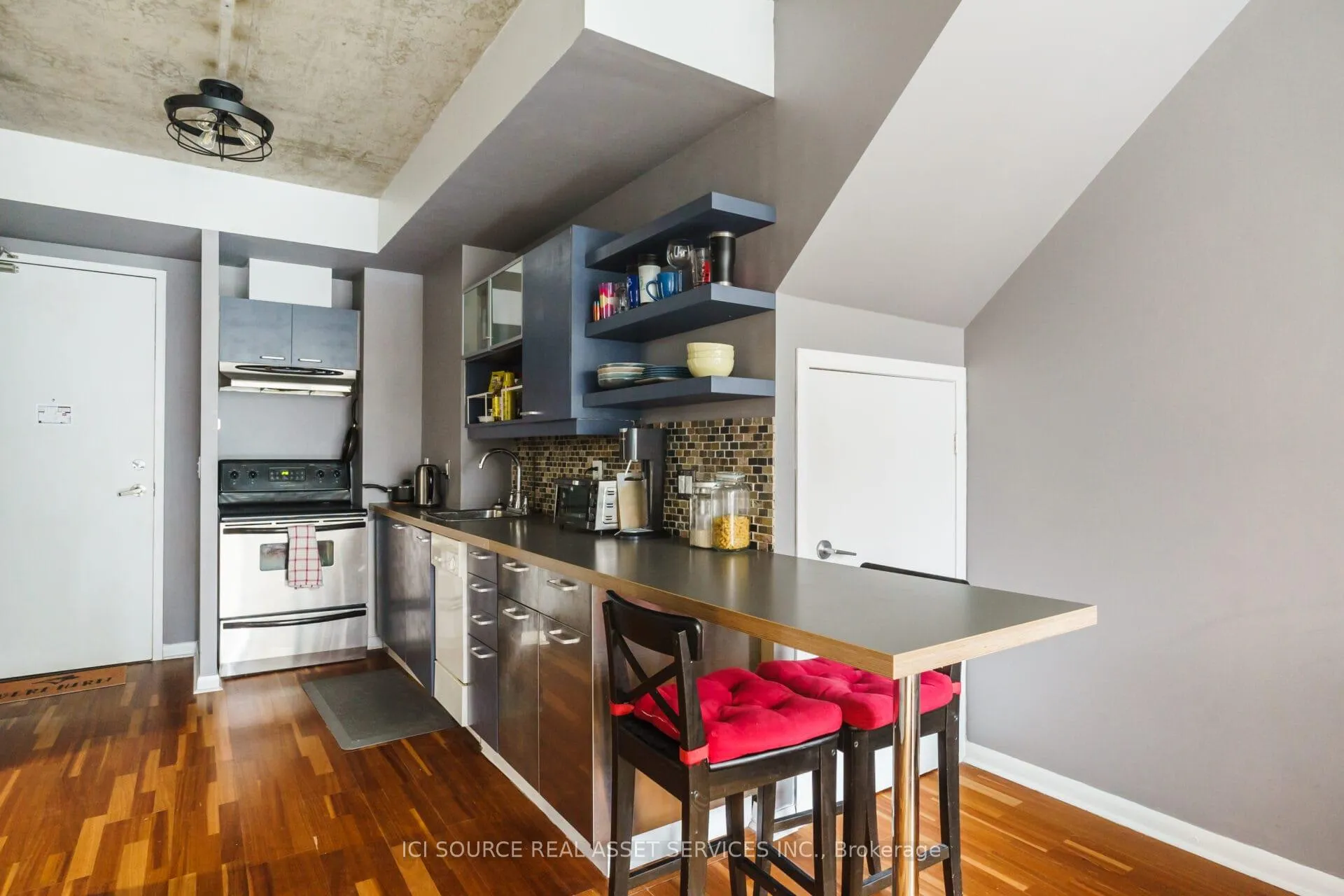 Photo 10 of Unit 537, 333 Adelaide Street E, Toronto, Moss Park — HOMEH