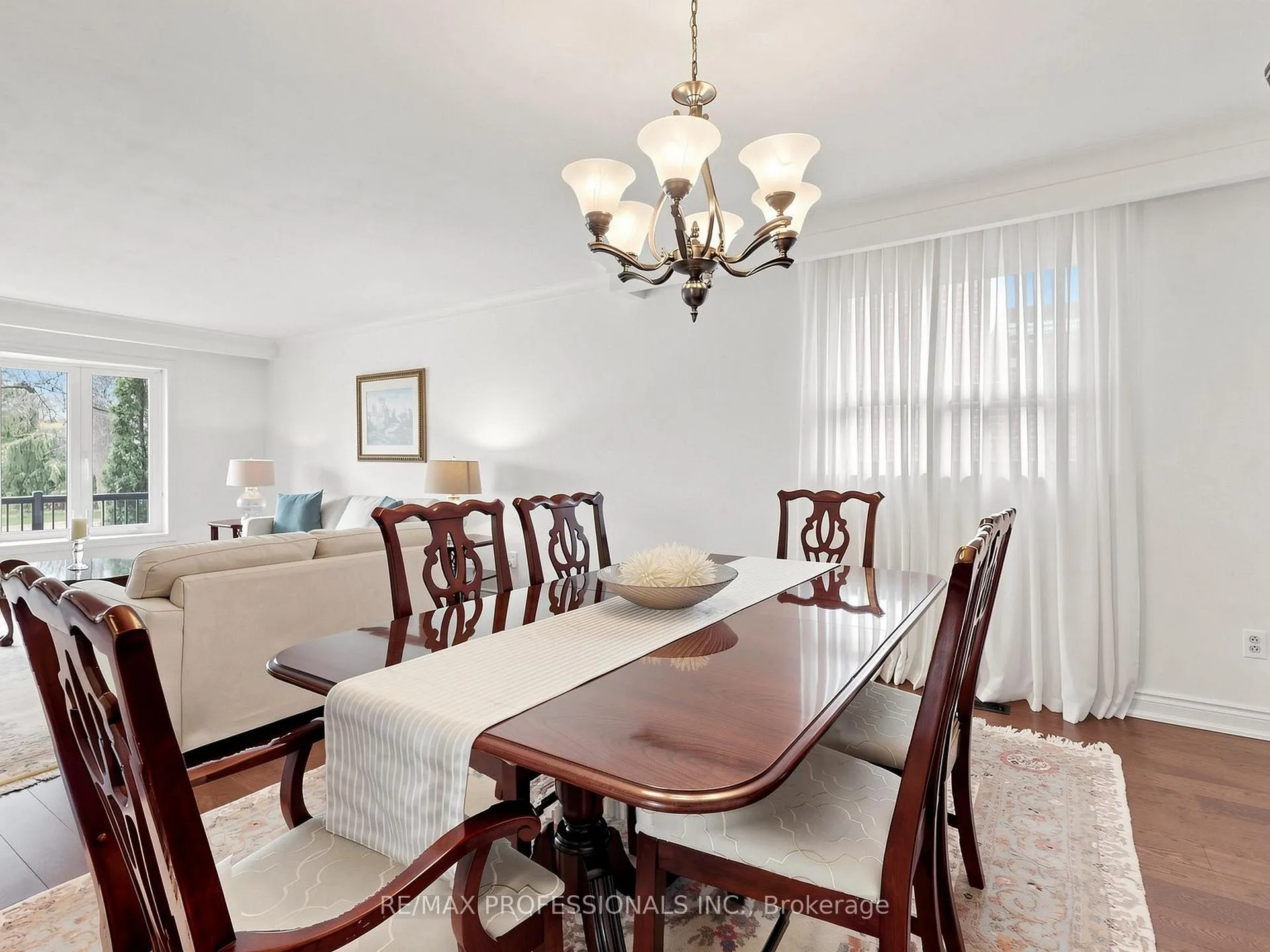 Photo 7 of 5 Muirdale Avenue, Etobicoke, Willowridge-Martingrove-Richview — HOMEH