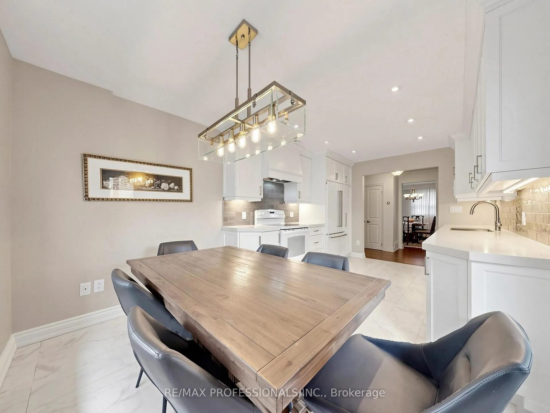 Photo 14 of 5 Muirdale Avenue, Etobicoke, Willowridge-Martingrove-Richview — HOMEH