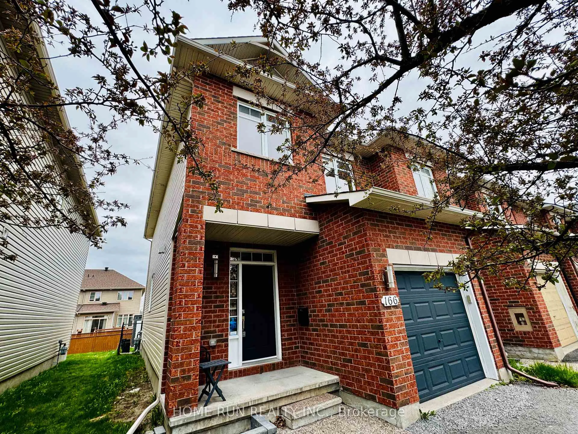 Photo 2 of 166 Calaveras Avenue, Ottawa, Barrhaven - Longfields — HOMEH