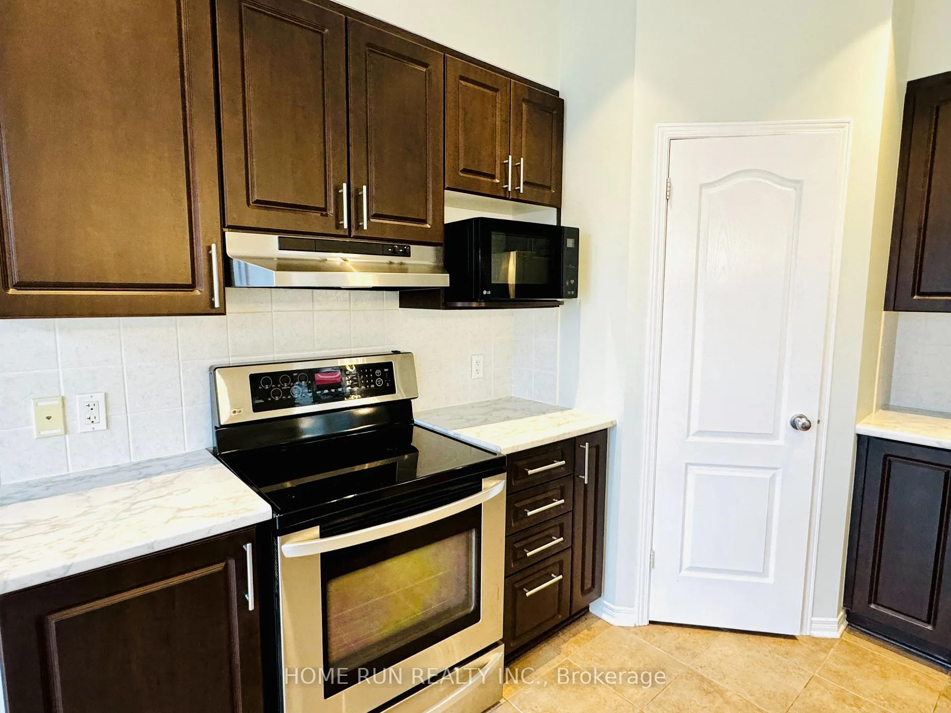 Photo 12 of 166 Calaveras Avenue, Ottawa, Barrhaven - Longfields — HOMEH
