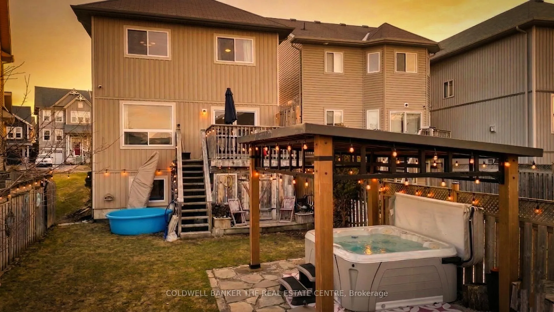 Photo 2 of 61 Pearl Drive, Orillia — HOMEH