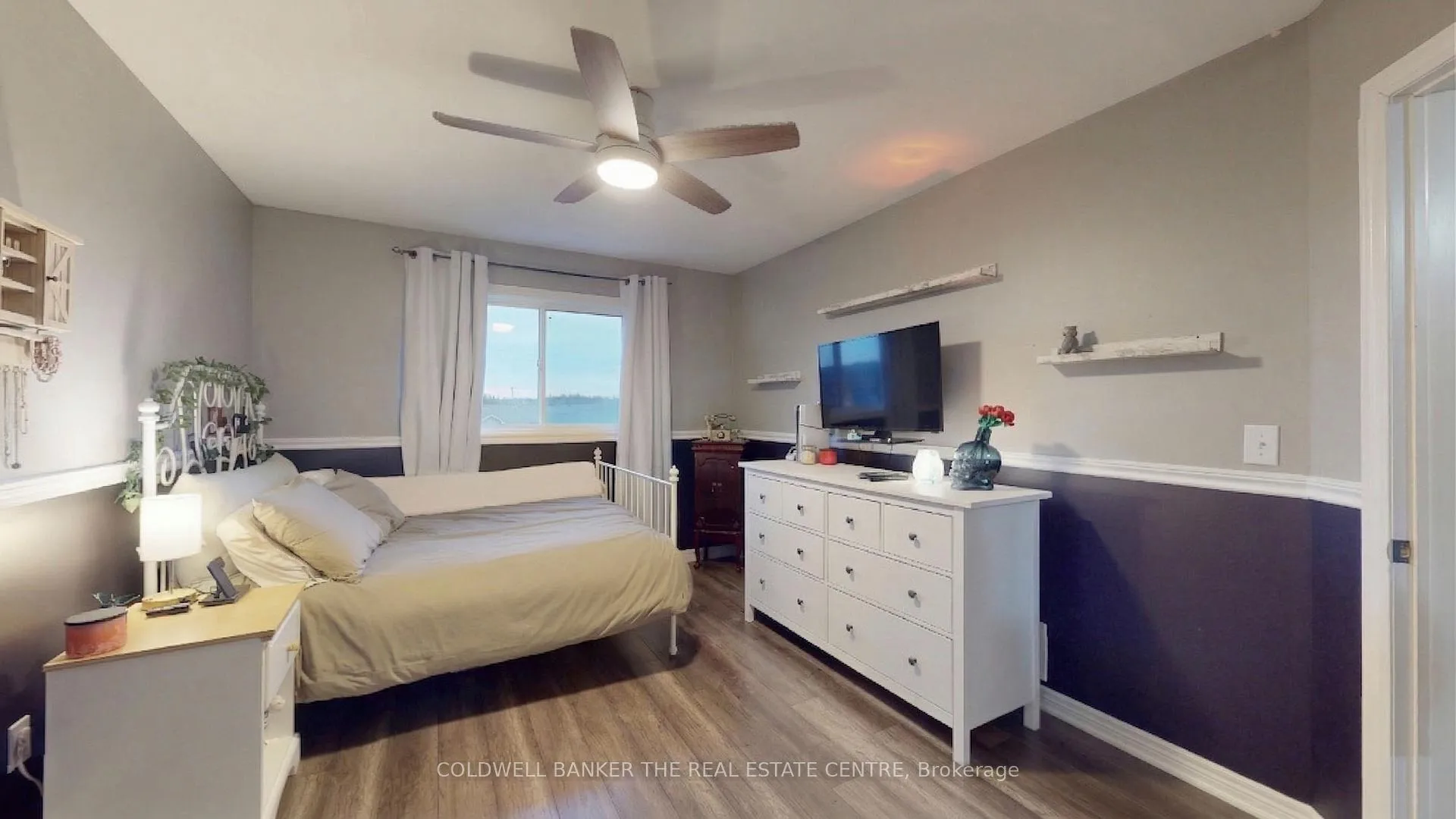 Photo 18 of 61 Pearl Drive, Orillia — HOMEH