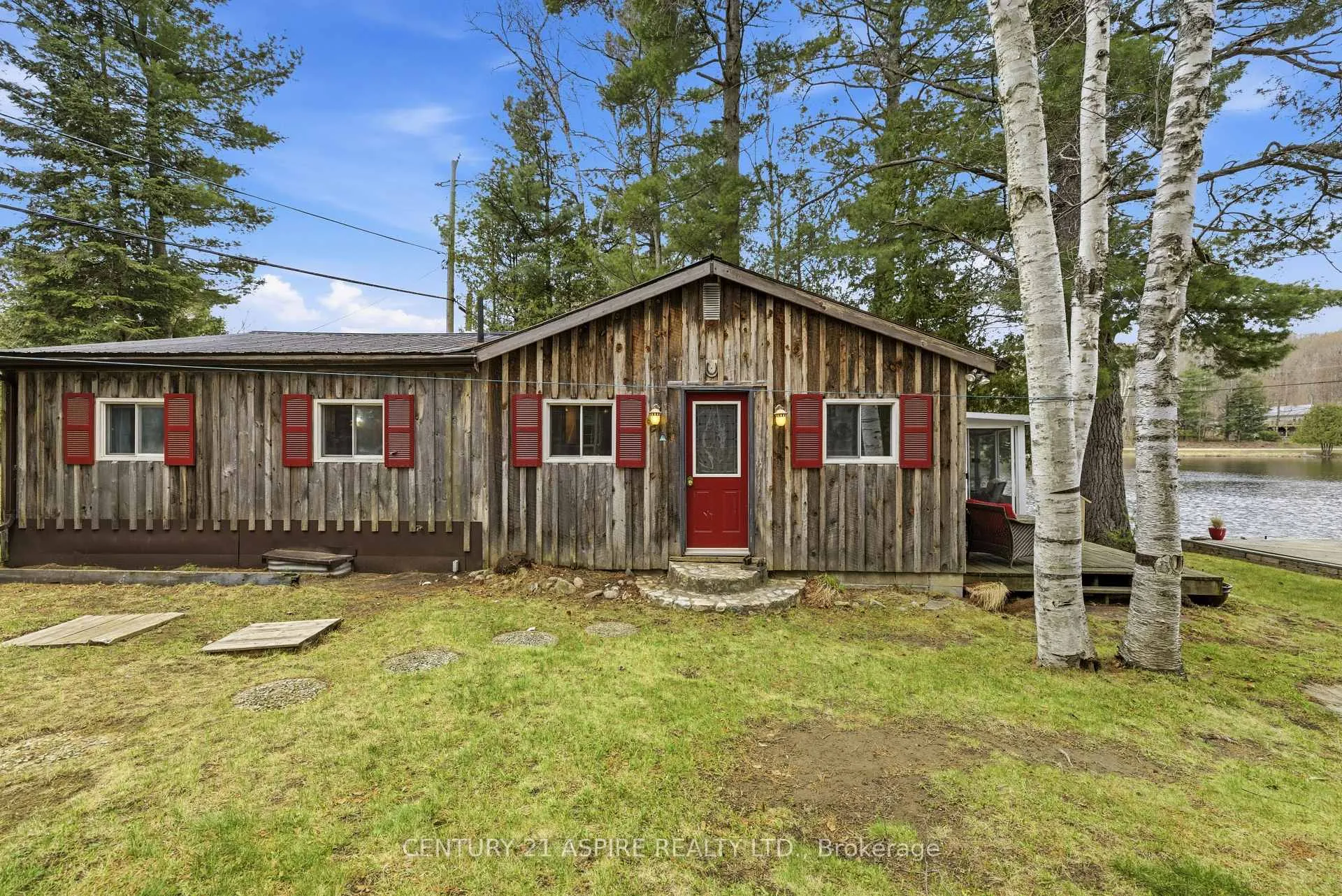 Photo 6 of 1023 Perry Point Lane, Frontenac, Frontenac North — HOMEH