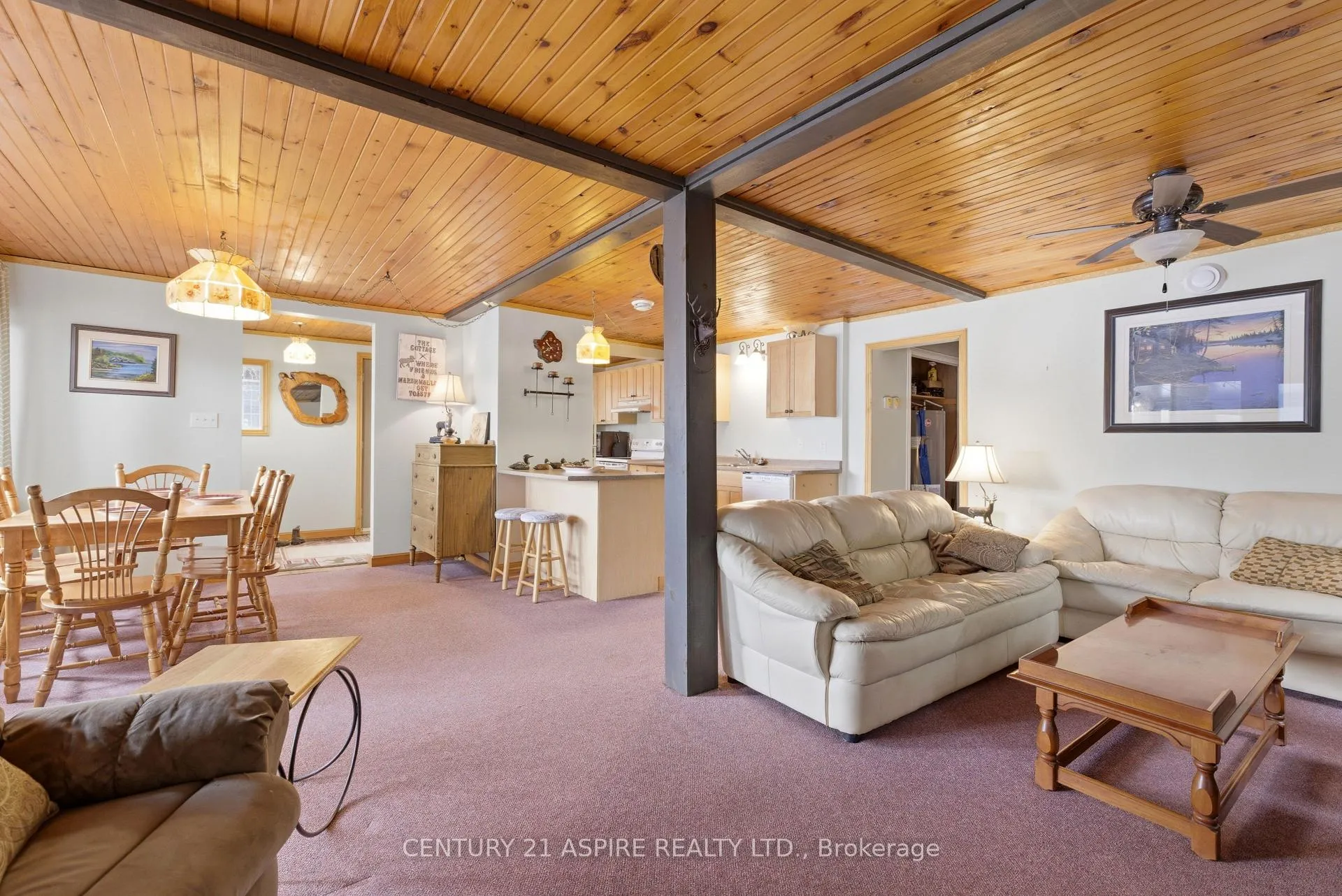 Photo 15 of 1023 Perry Point Lane, Frontenac, Frontenac North — HOMEH