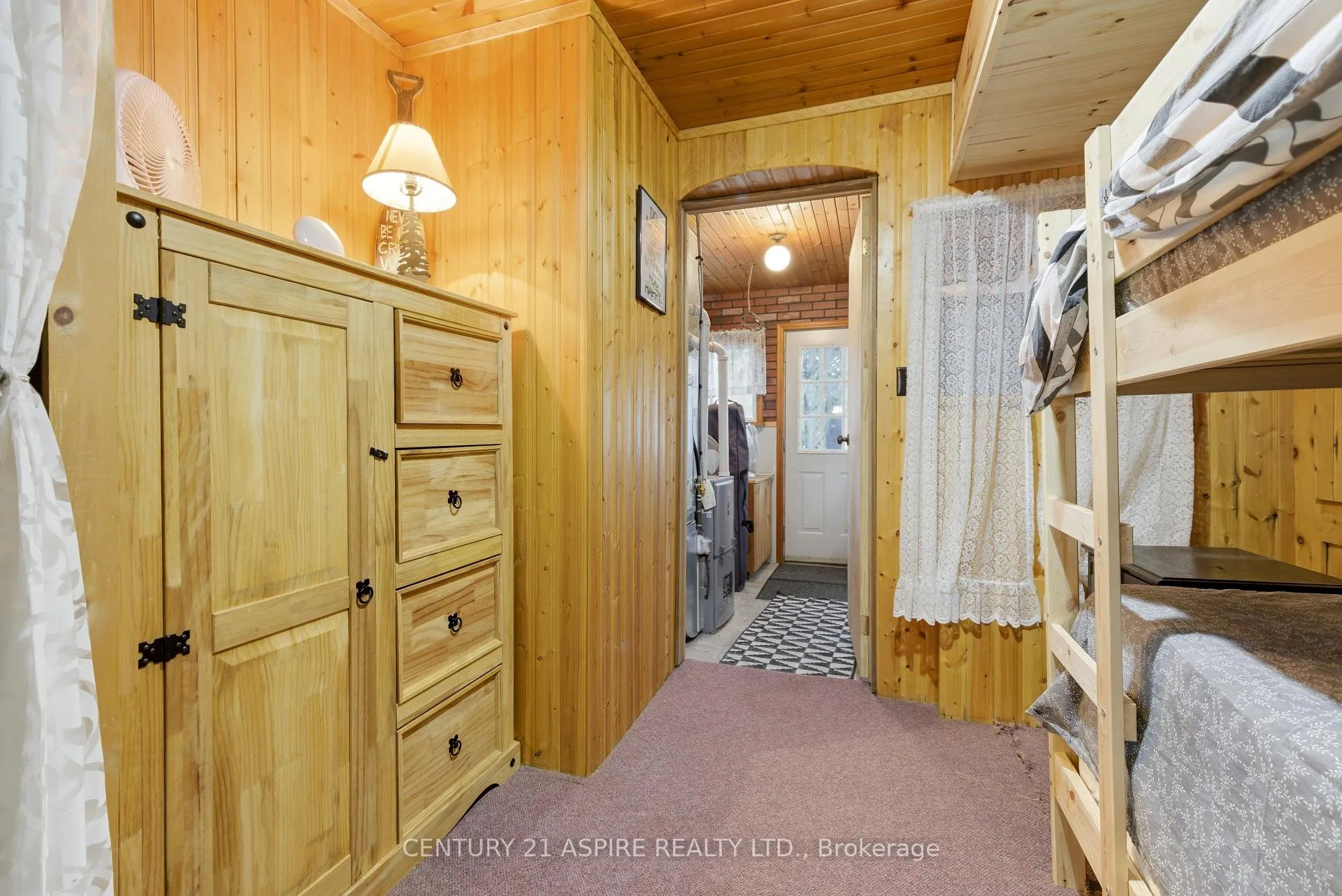 Photo 22 of 1023 Perry Point Lane, Frontenac, Frontenac North — HOMEH