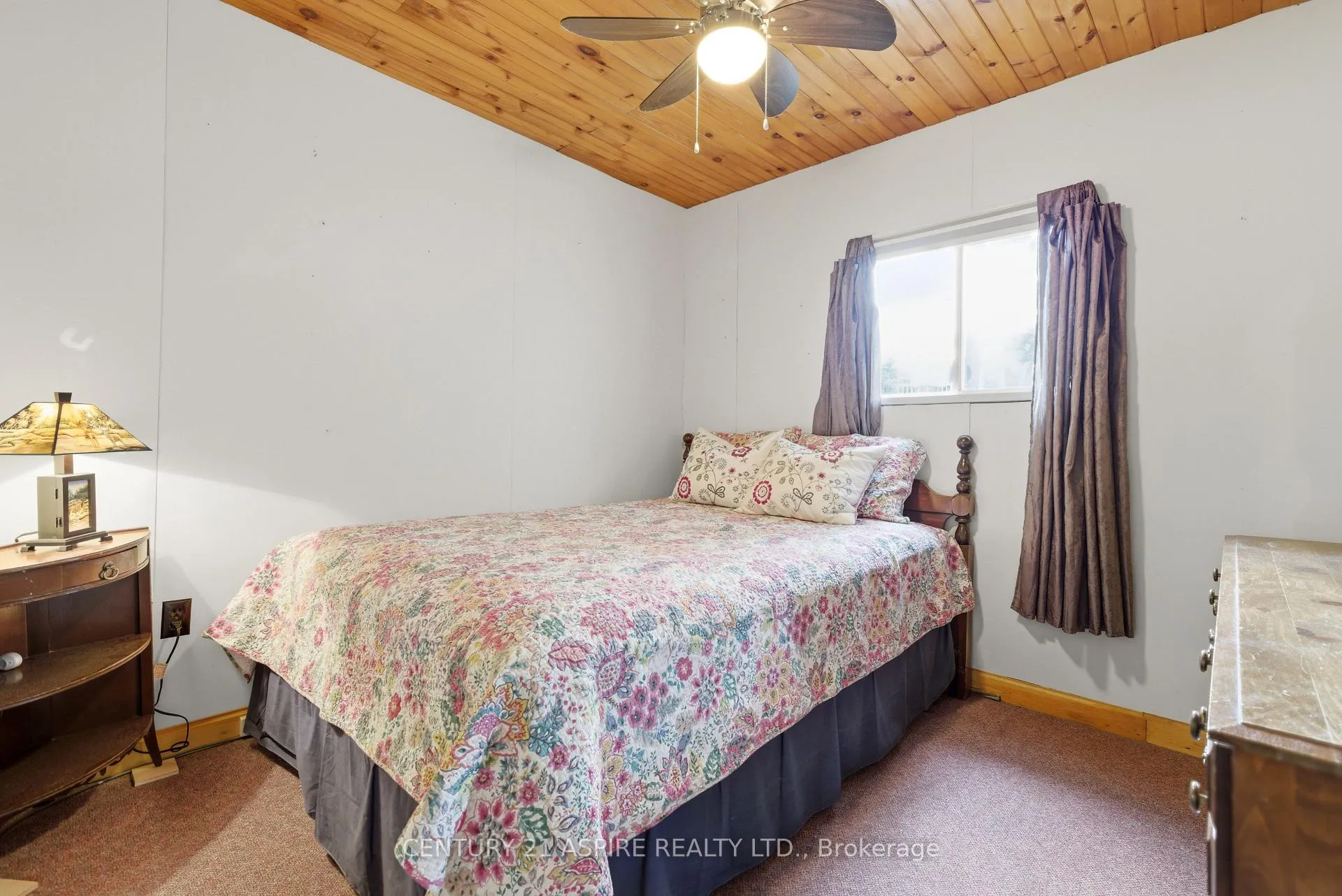 Photo 24 of 1023 Perry Point Lane, Frontenac, Frontenac North — HOMEH