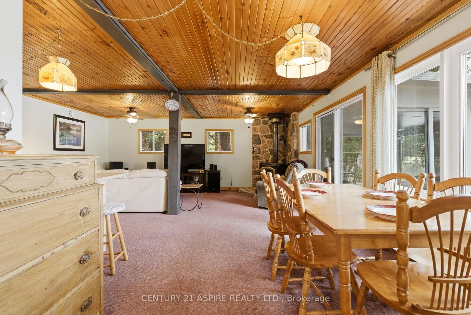 Photo 26 of 1023 Perry Point Lane, Frontenac, Frontenac North — HOMEH