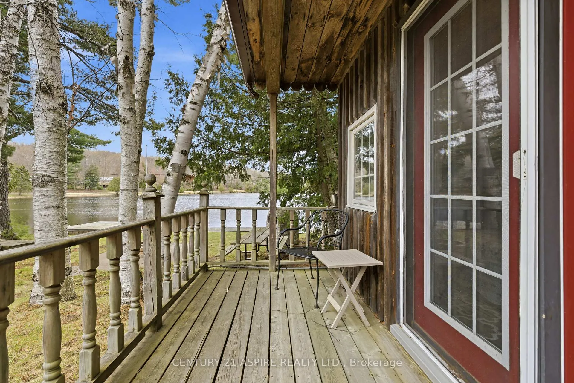 Photo 33 of 1023 Perry Point Lane, Frontenac, Frontenac North — HOMEH