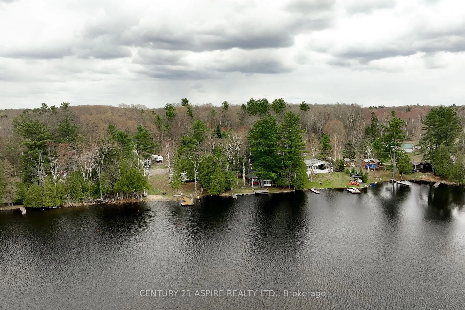 Photo 49 of 1023 Perry Point Lane, Frontenac, Frontenac North — HOMEH