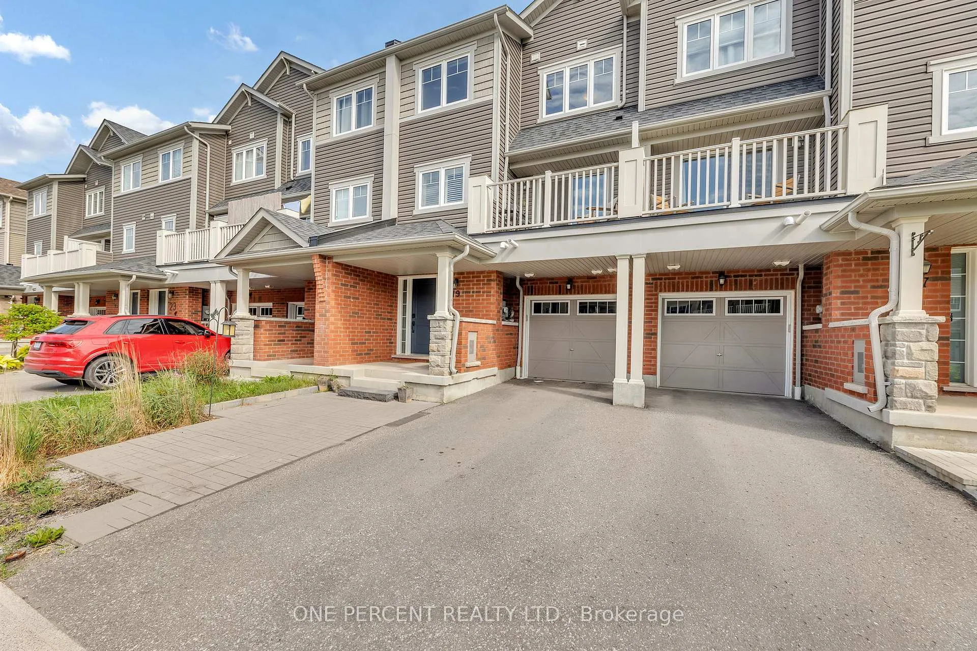 Photo 1 of 19 Nearco Crescent, Oshawa, Windfields — HOMEH