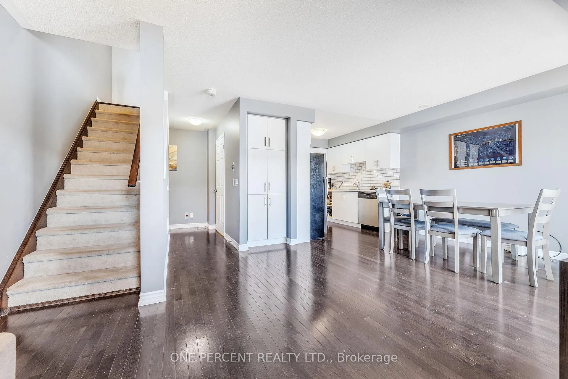 Photo 9 of 19 Nearco Crescent, Oshawa, Windfields — HOMEH